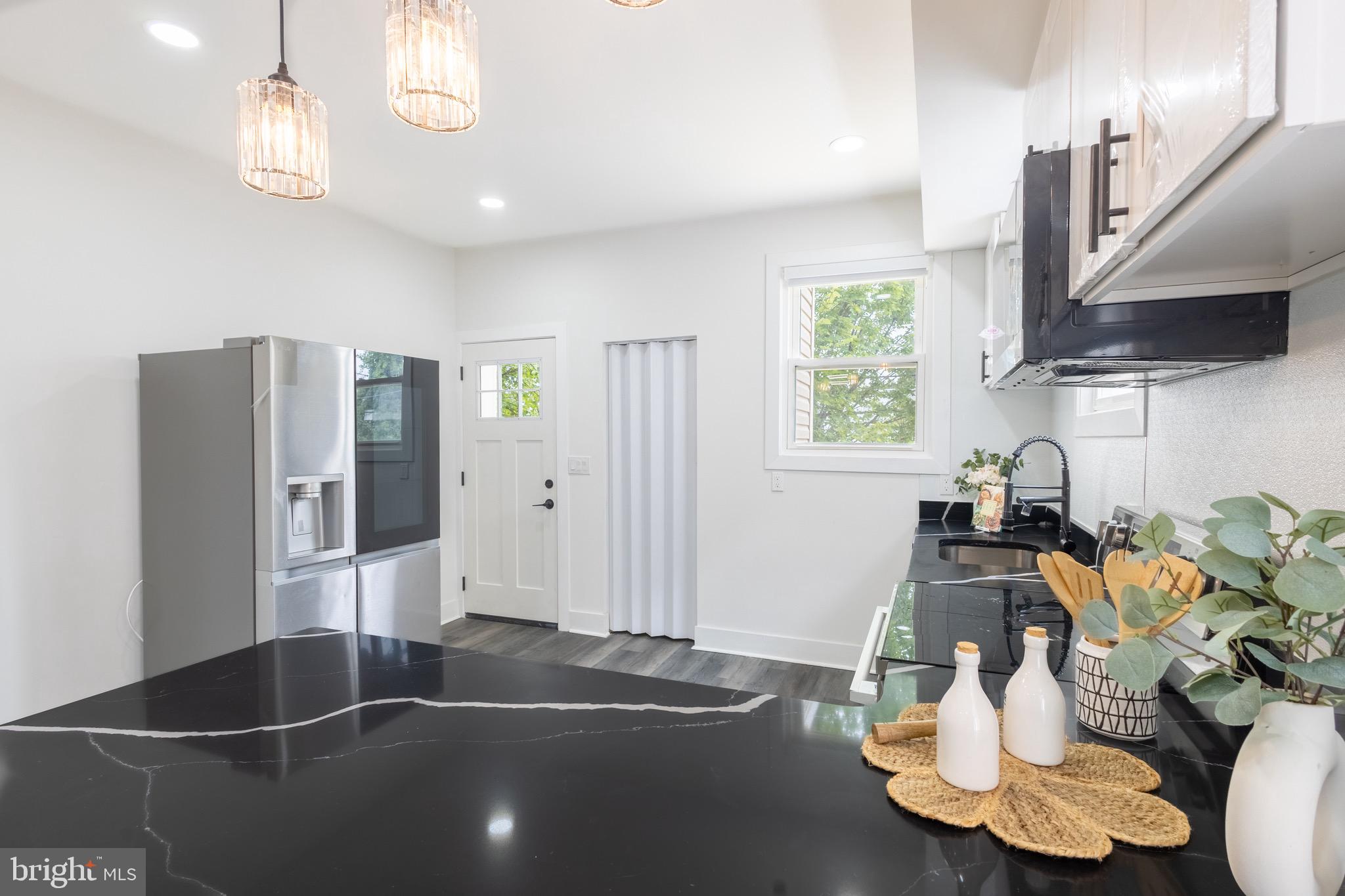 WAVERLY - Residential