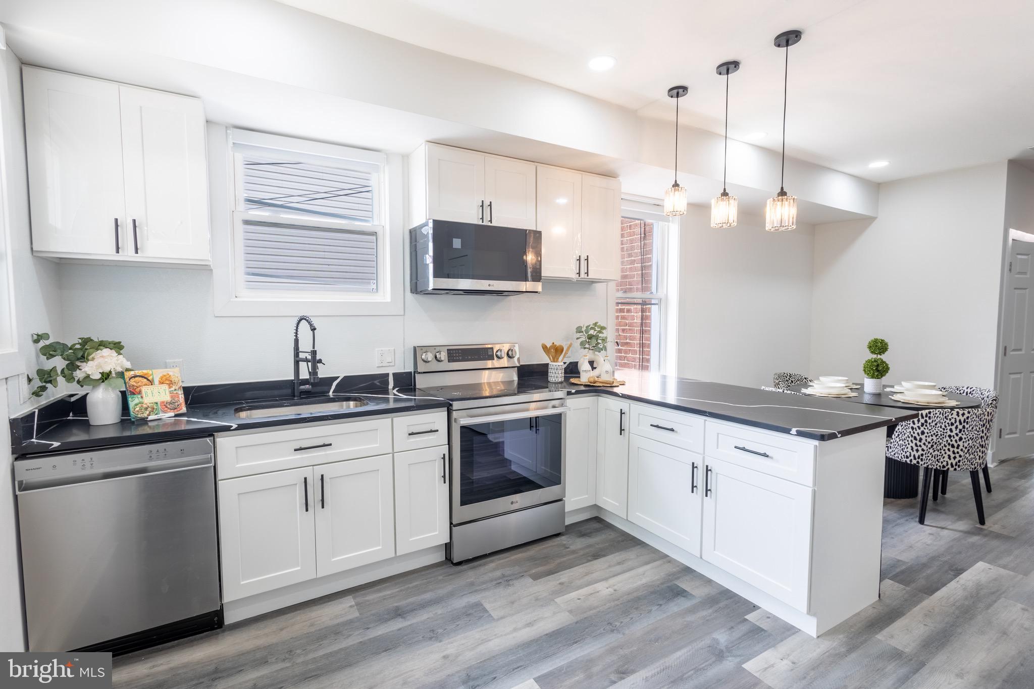WAVERLY - Residential
