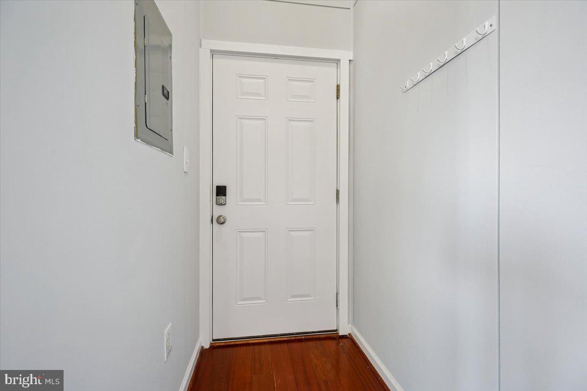 LOGAN CIRCLE - Residential
