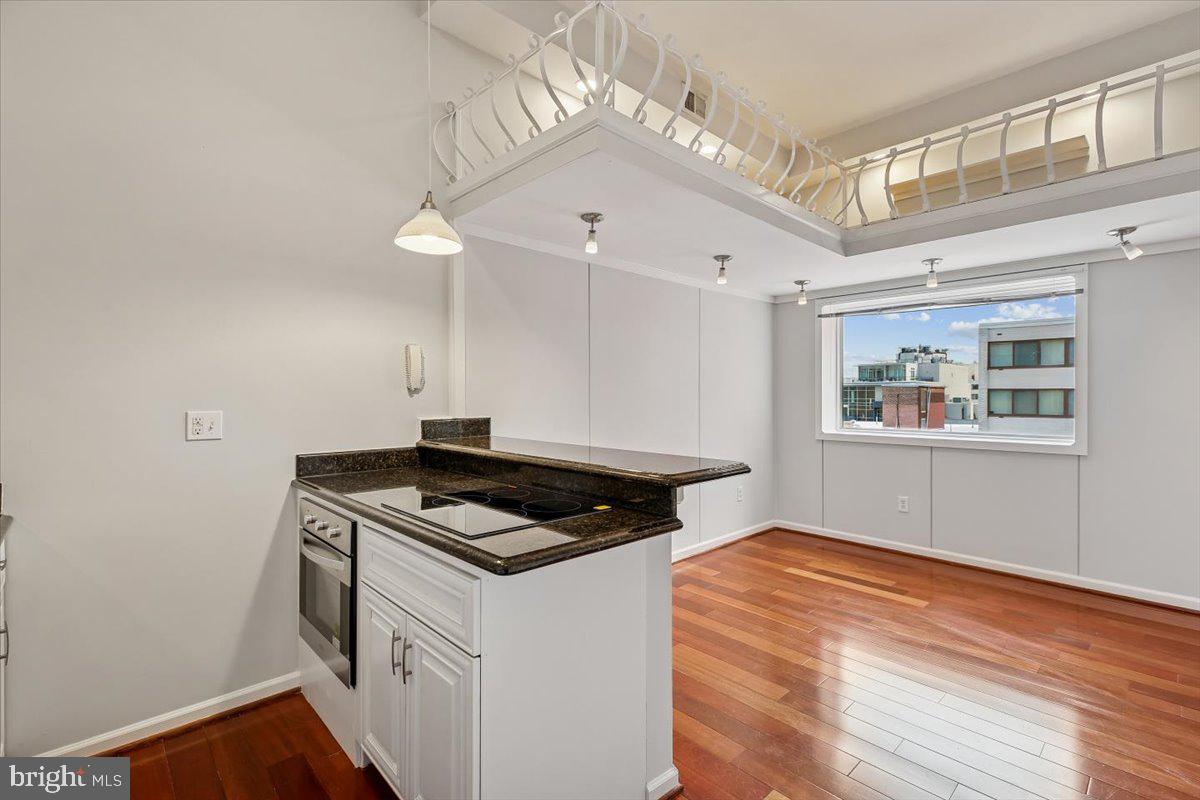 LOGAN CIRCLE - Residential