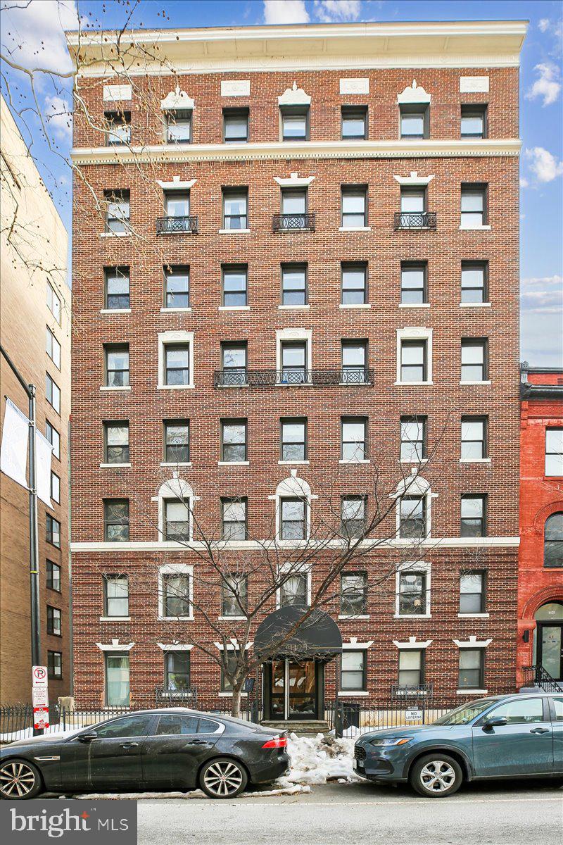 LOGAN CIRCLE - Residential