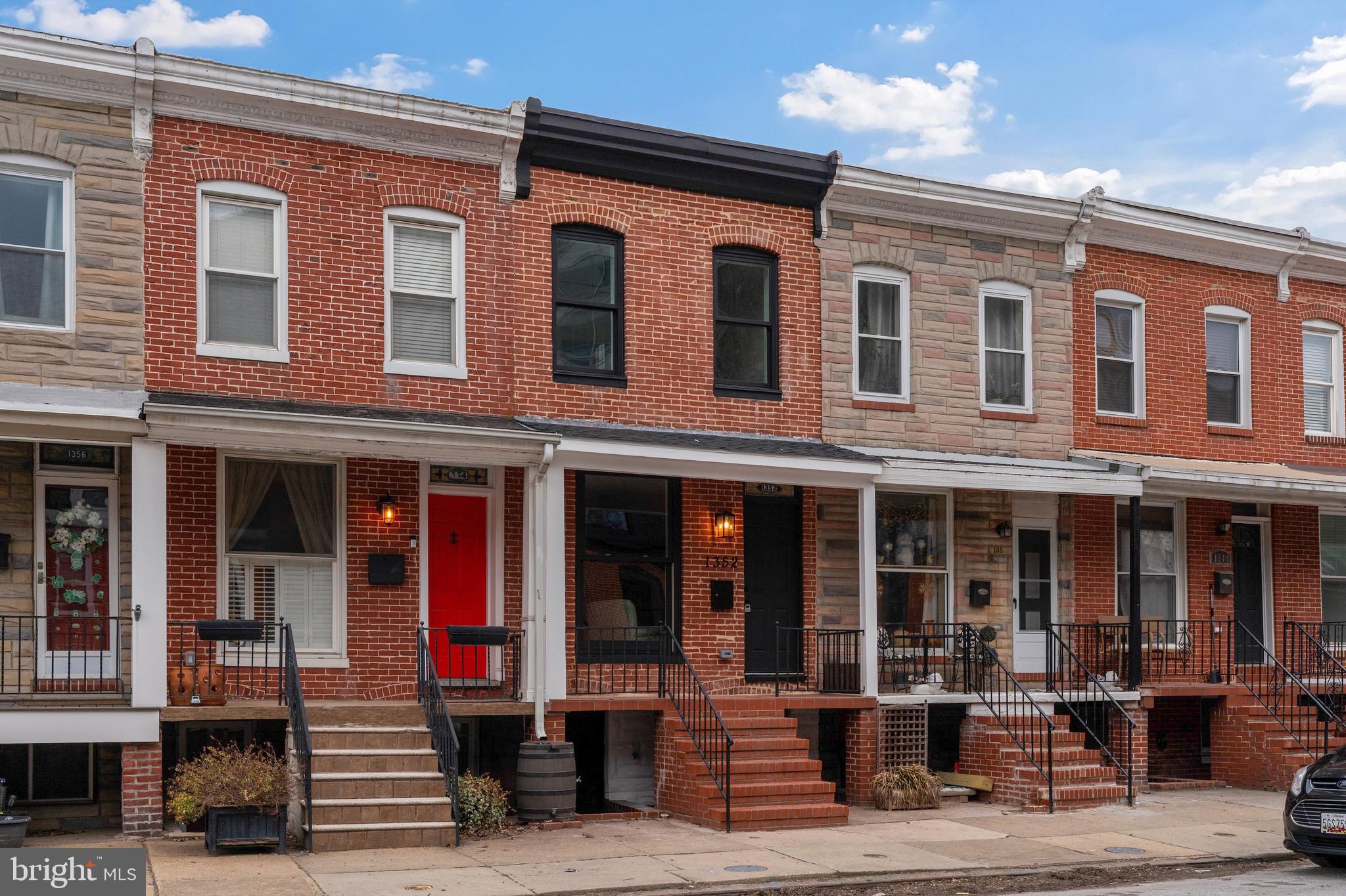 LOCUST POINT - Residential