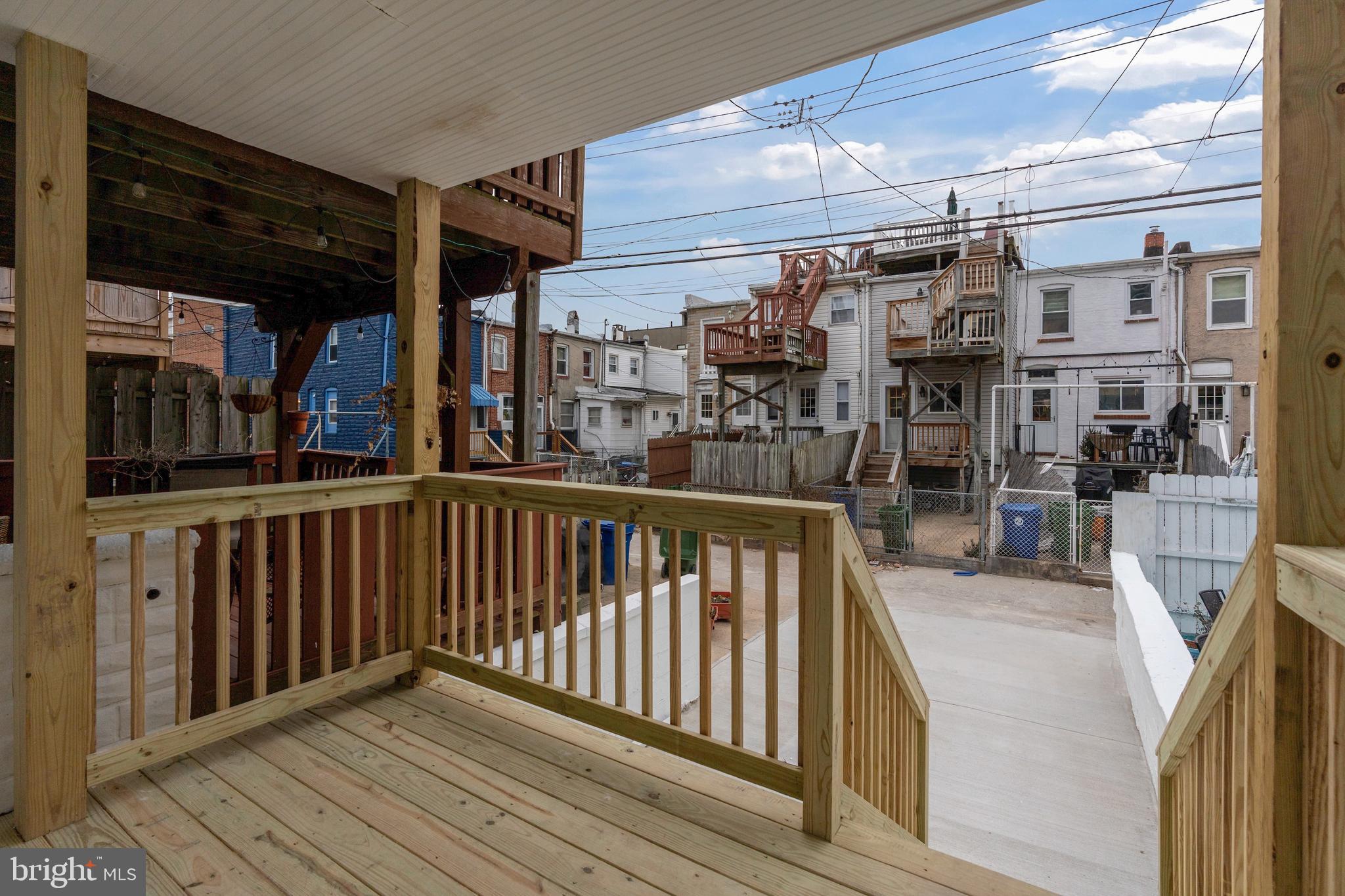 LOCUST POINT - Residential