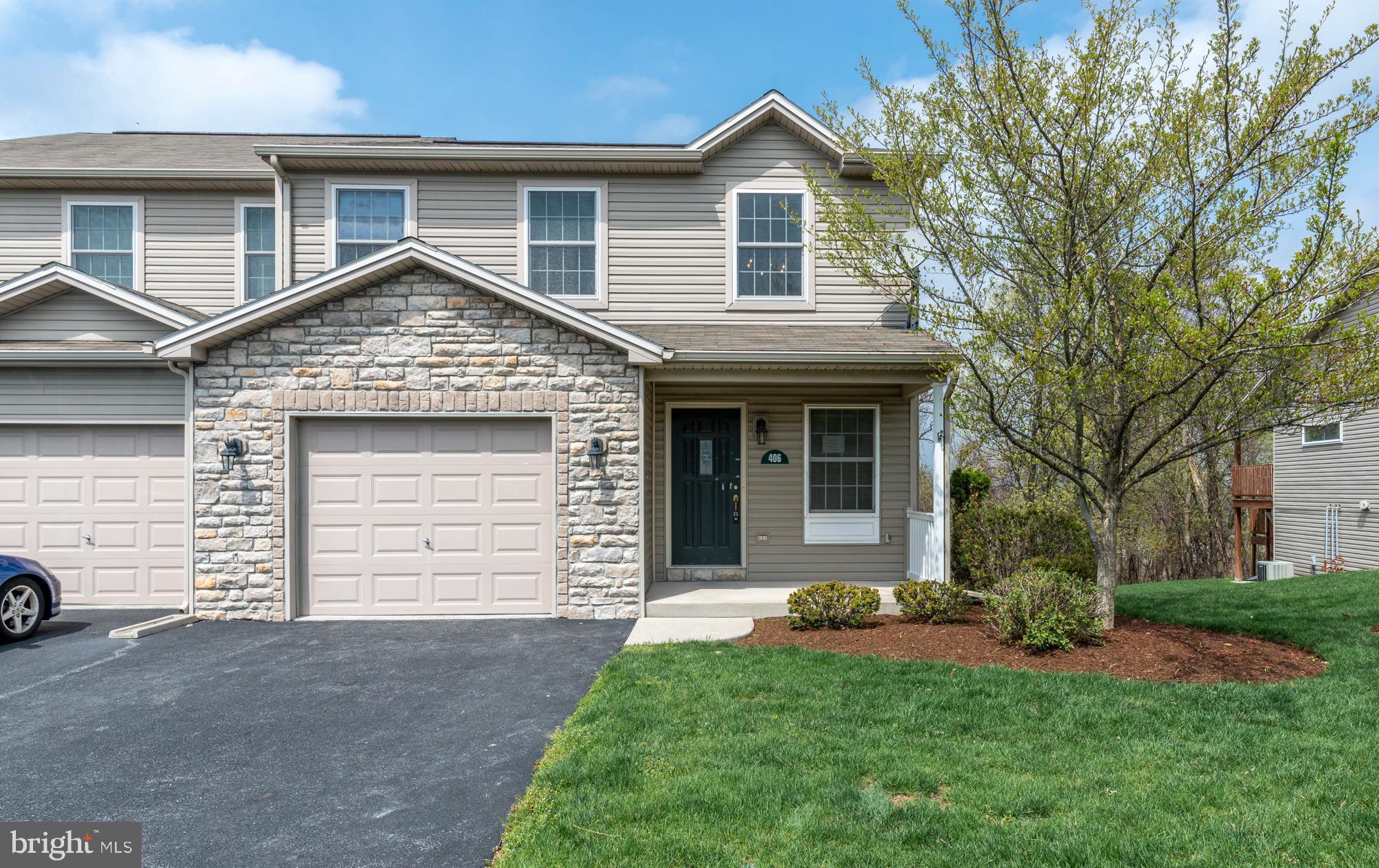 IVY RIDGE - Residential