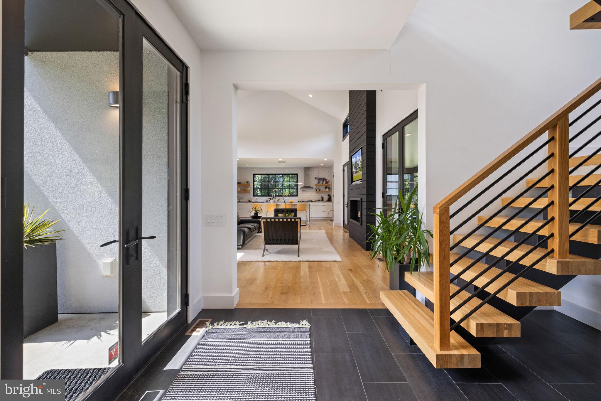 ASPEN HILL - Residential