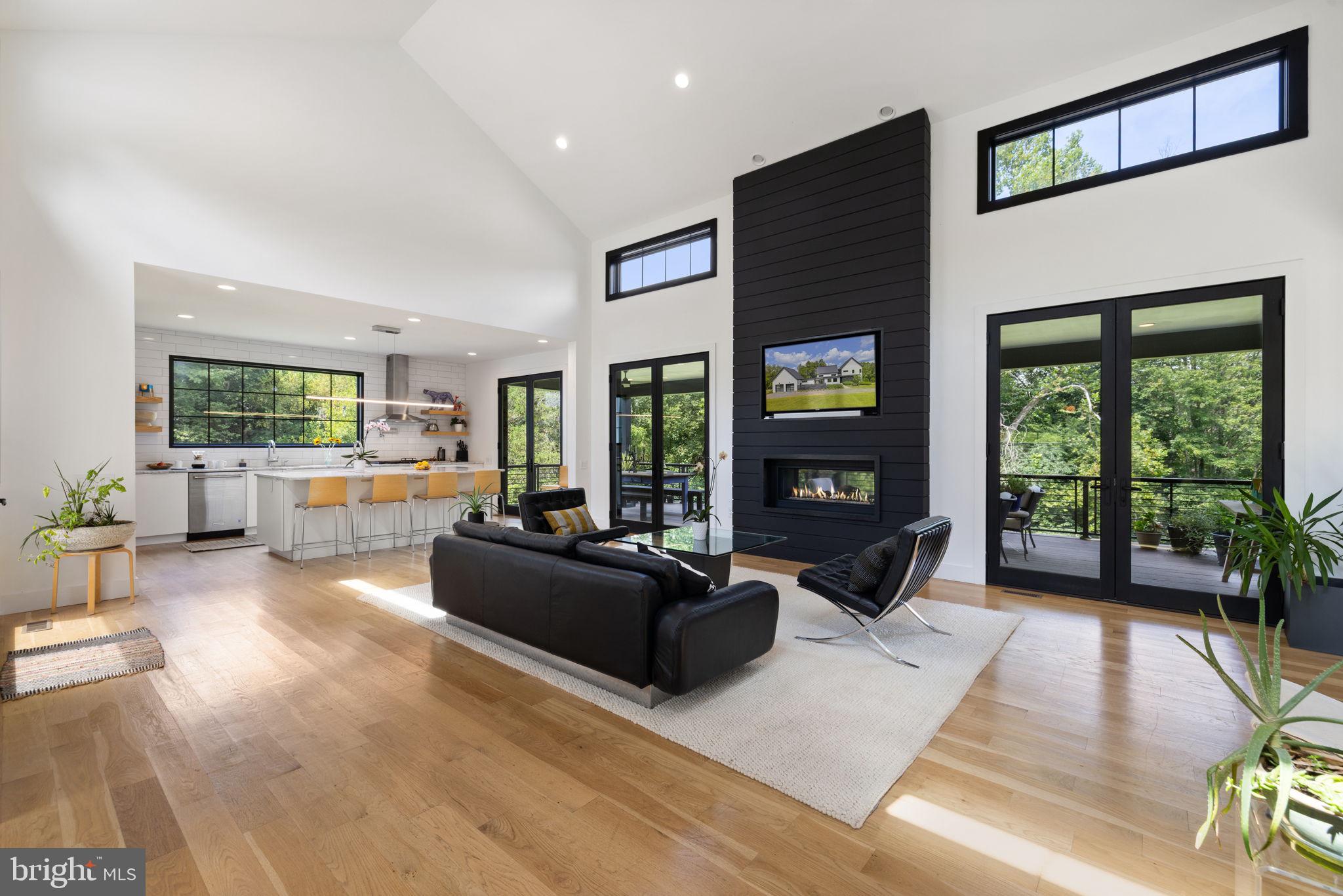 ASPEN HILL - Residential