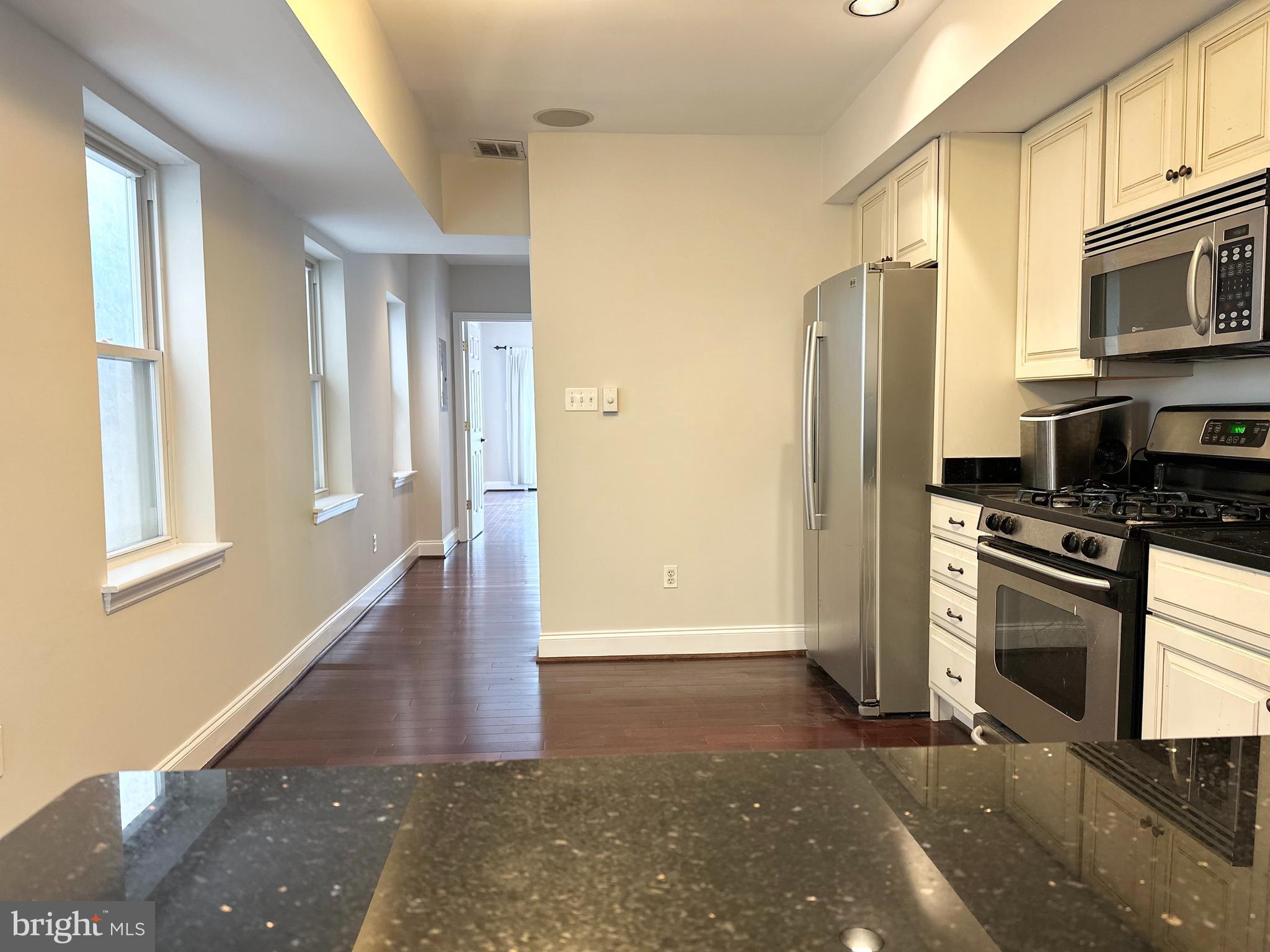 FEDERAL HILL HISTORIC DISTRICT - Residential Lease