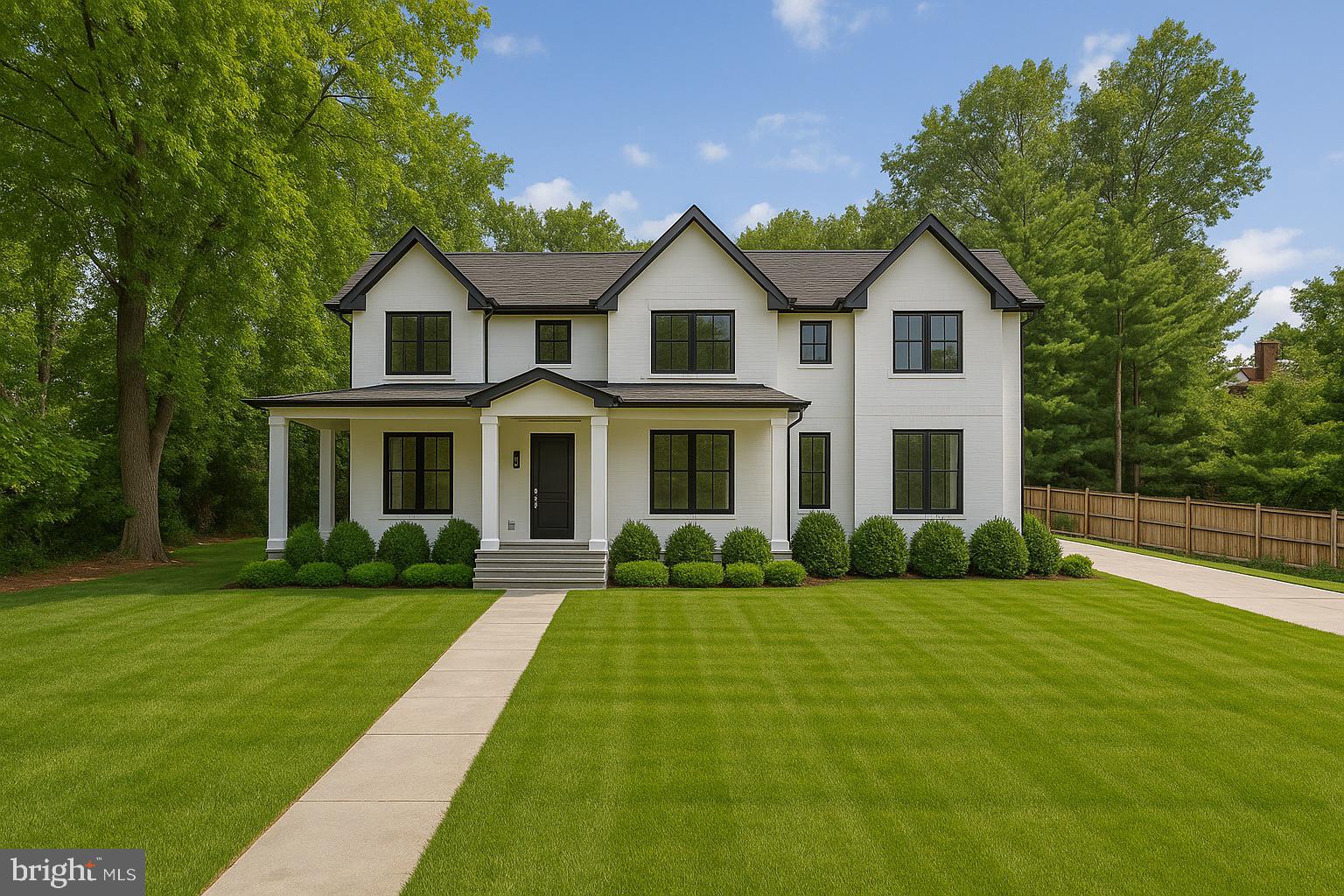 LUXMANOR - Residential