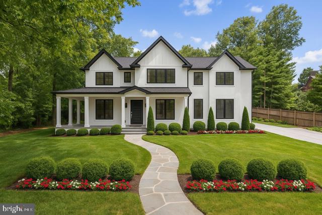 LUXMANOR - Residential