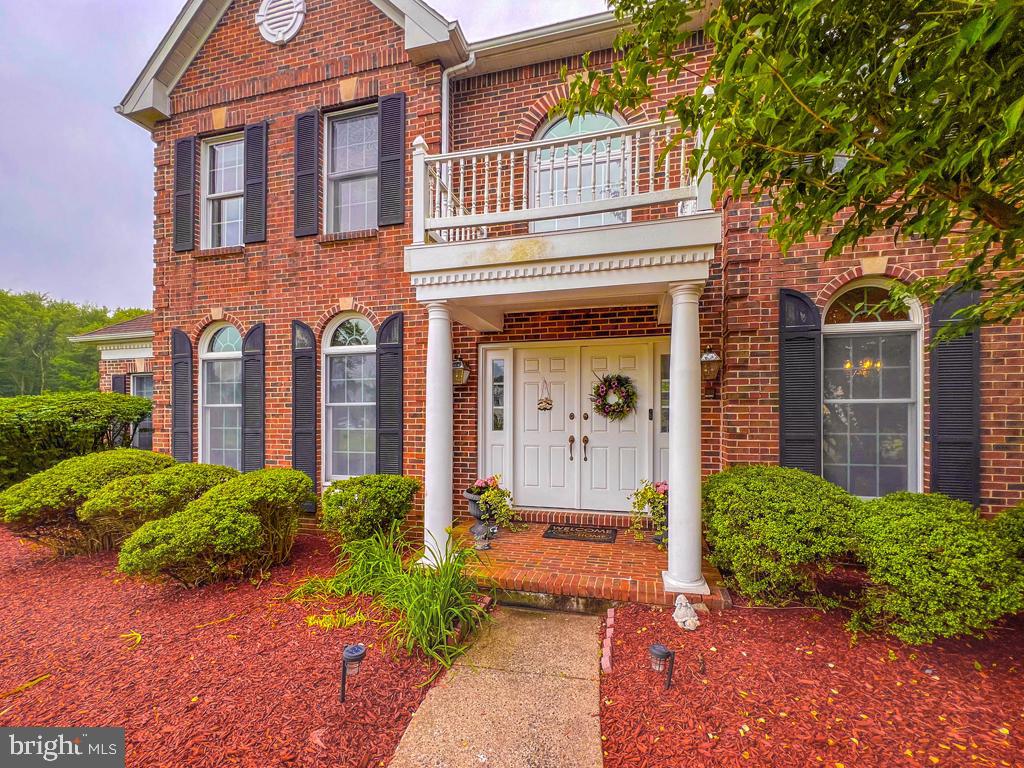 WASHINGTON CROSSING - Residential