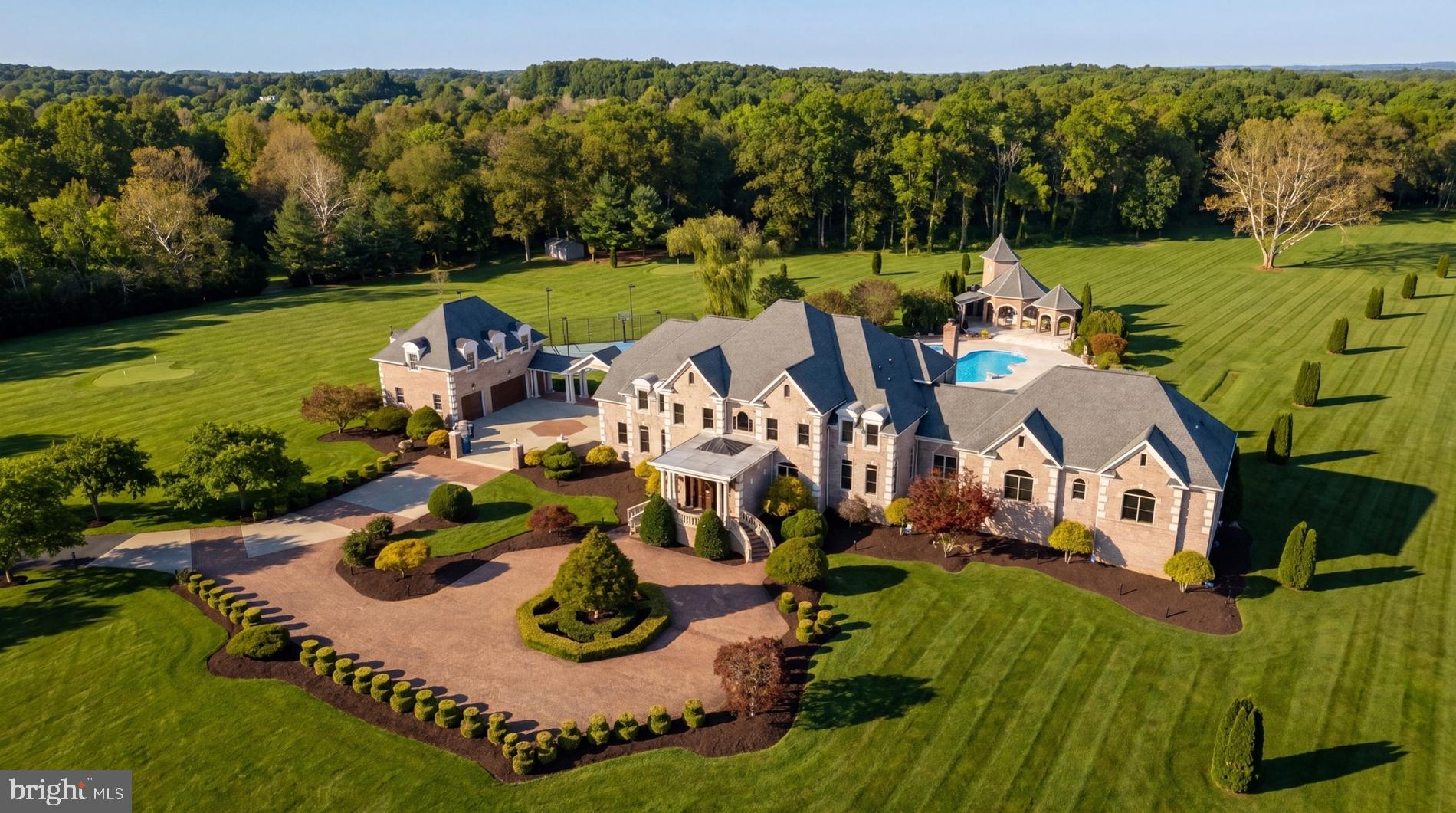 SENECA HIGHLANDS - Residential