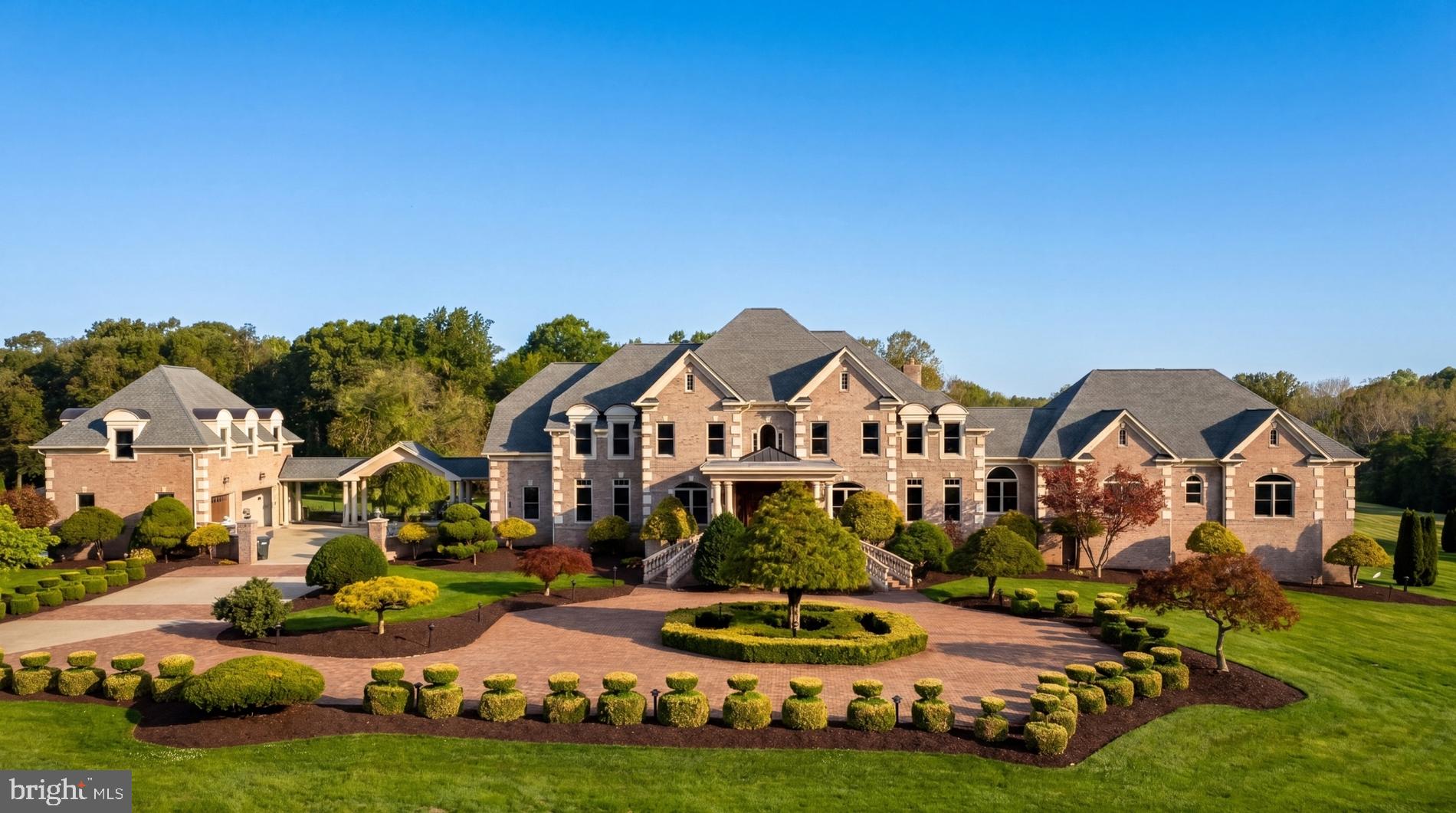 SENECA HIGHLANDS - Residential