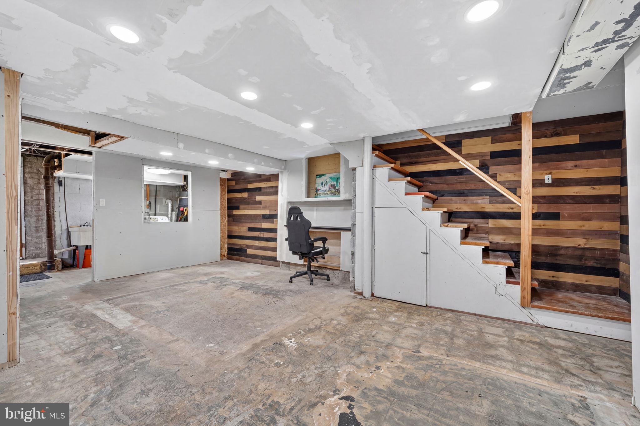LEEDOM ESTS - Residential