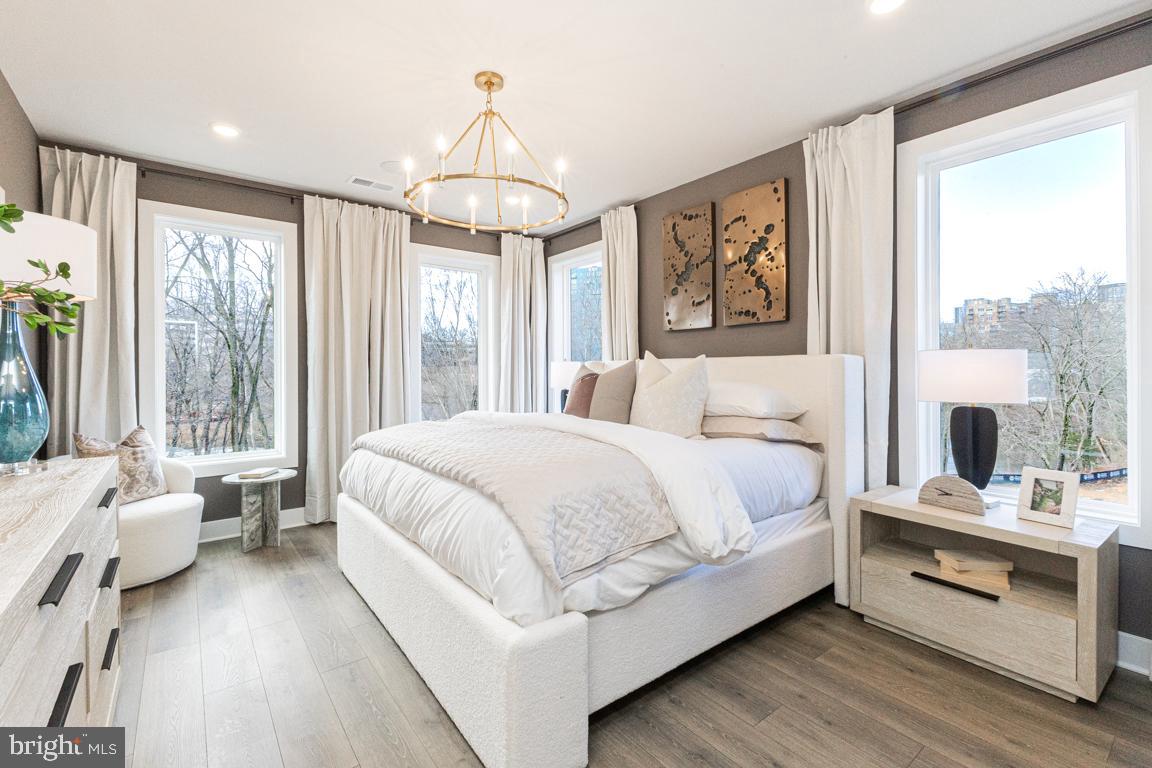 SUNSET STATION - Residential