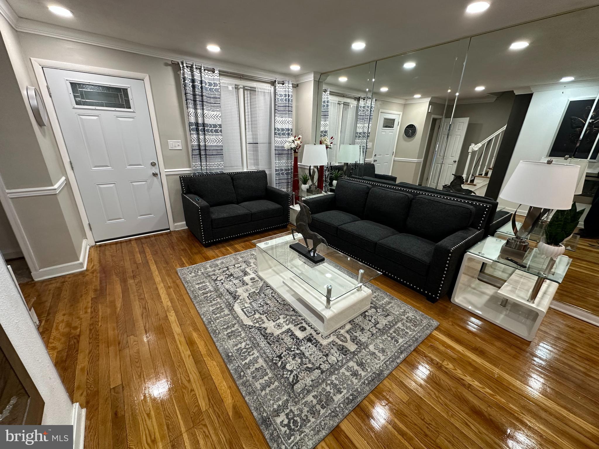 MOORES RUN - Residential