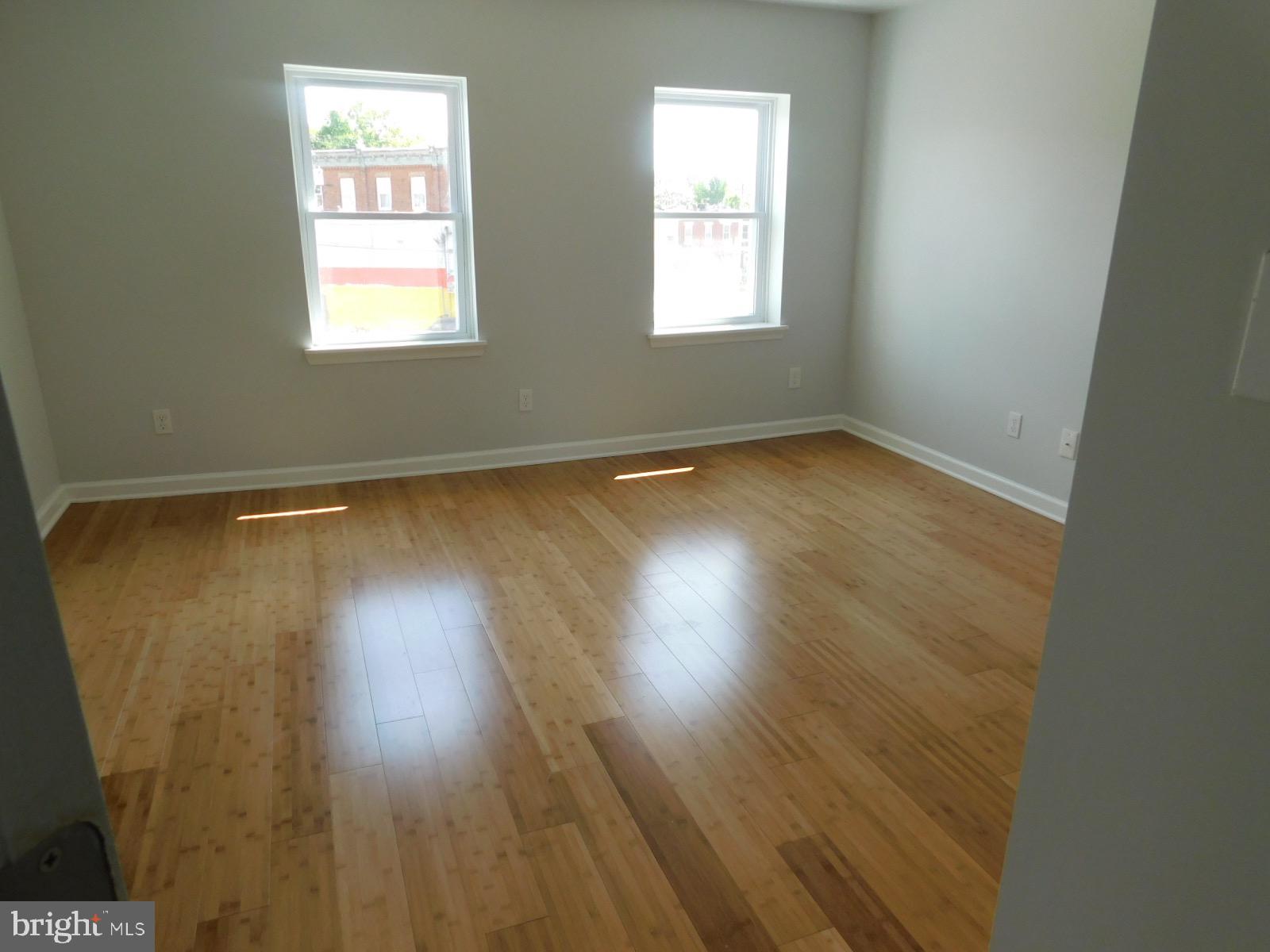 STRAWBERRY MANSION - Residential