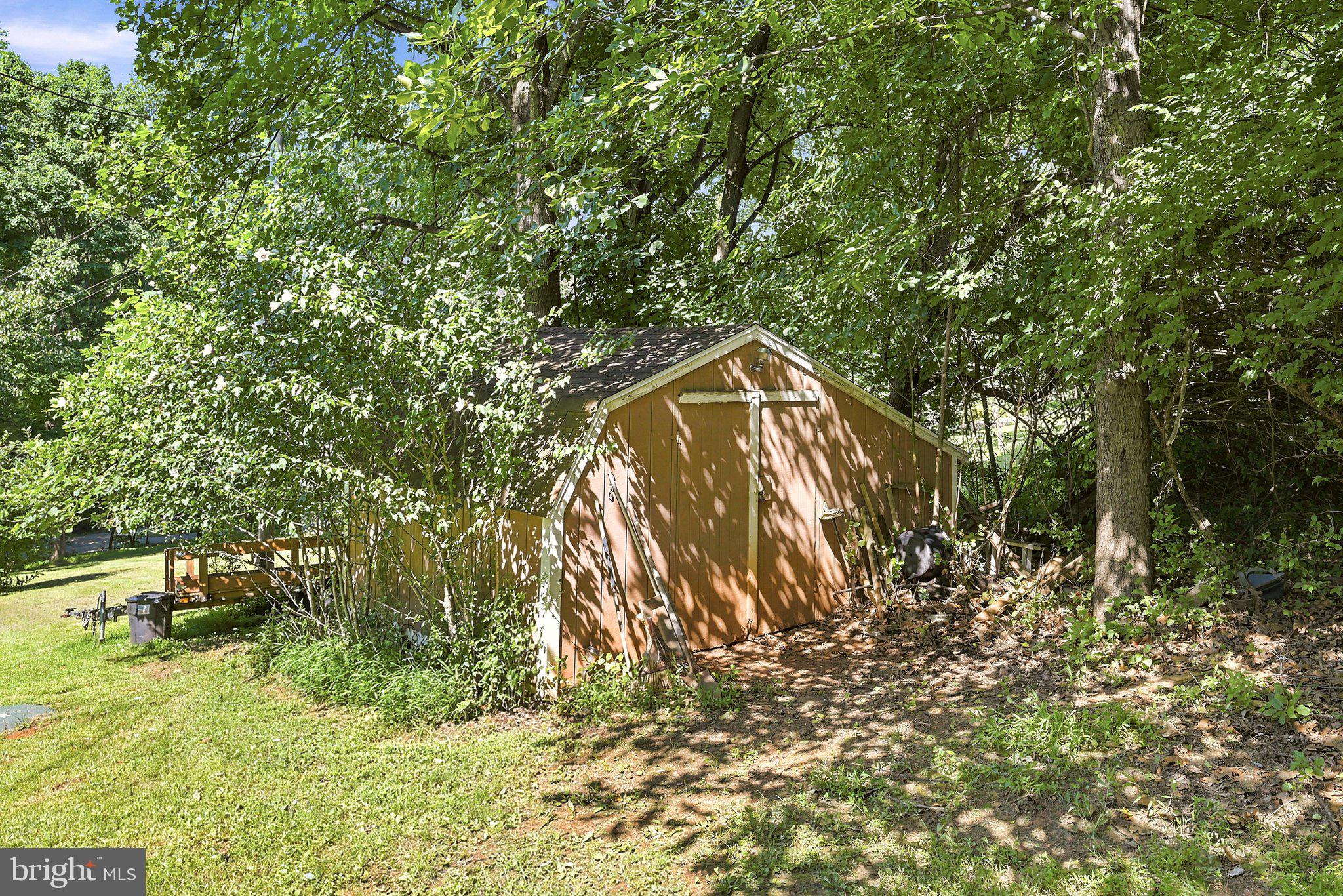 APPLE MT LAKE - Residential