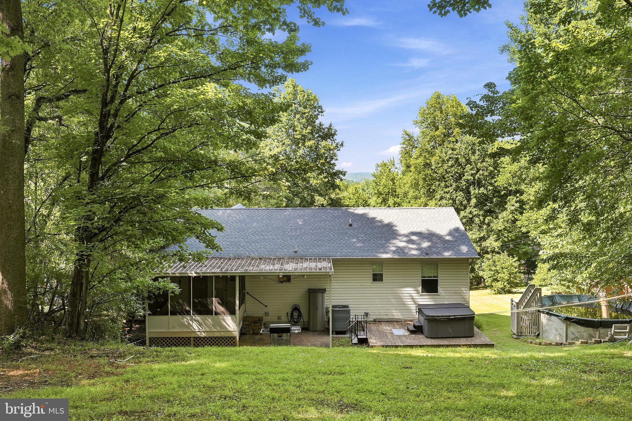 APPLE MT LAKE - Residential