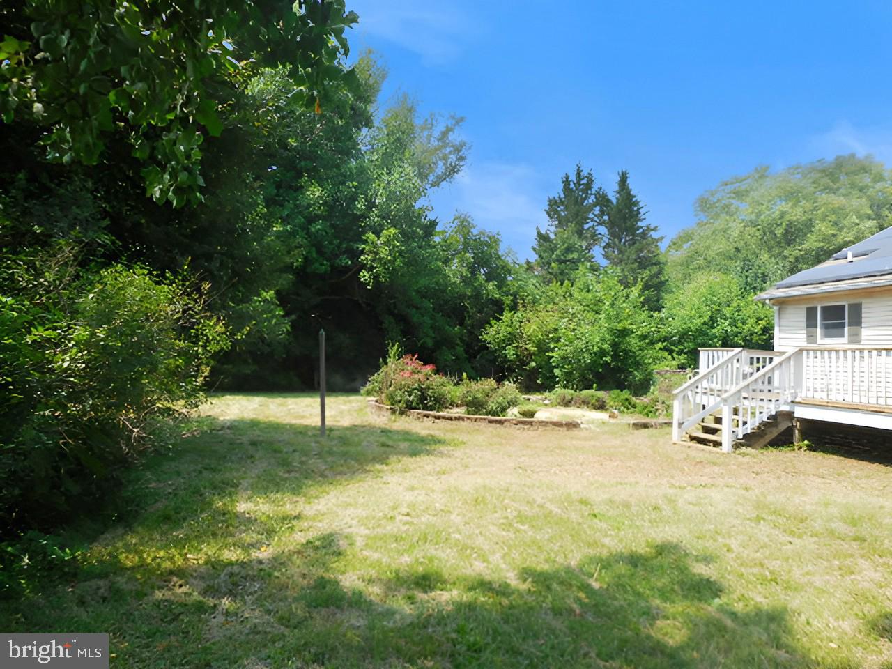 LAKE FOREST ESTATES - Residential