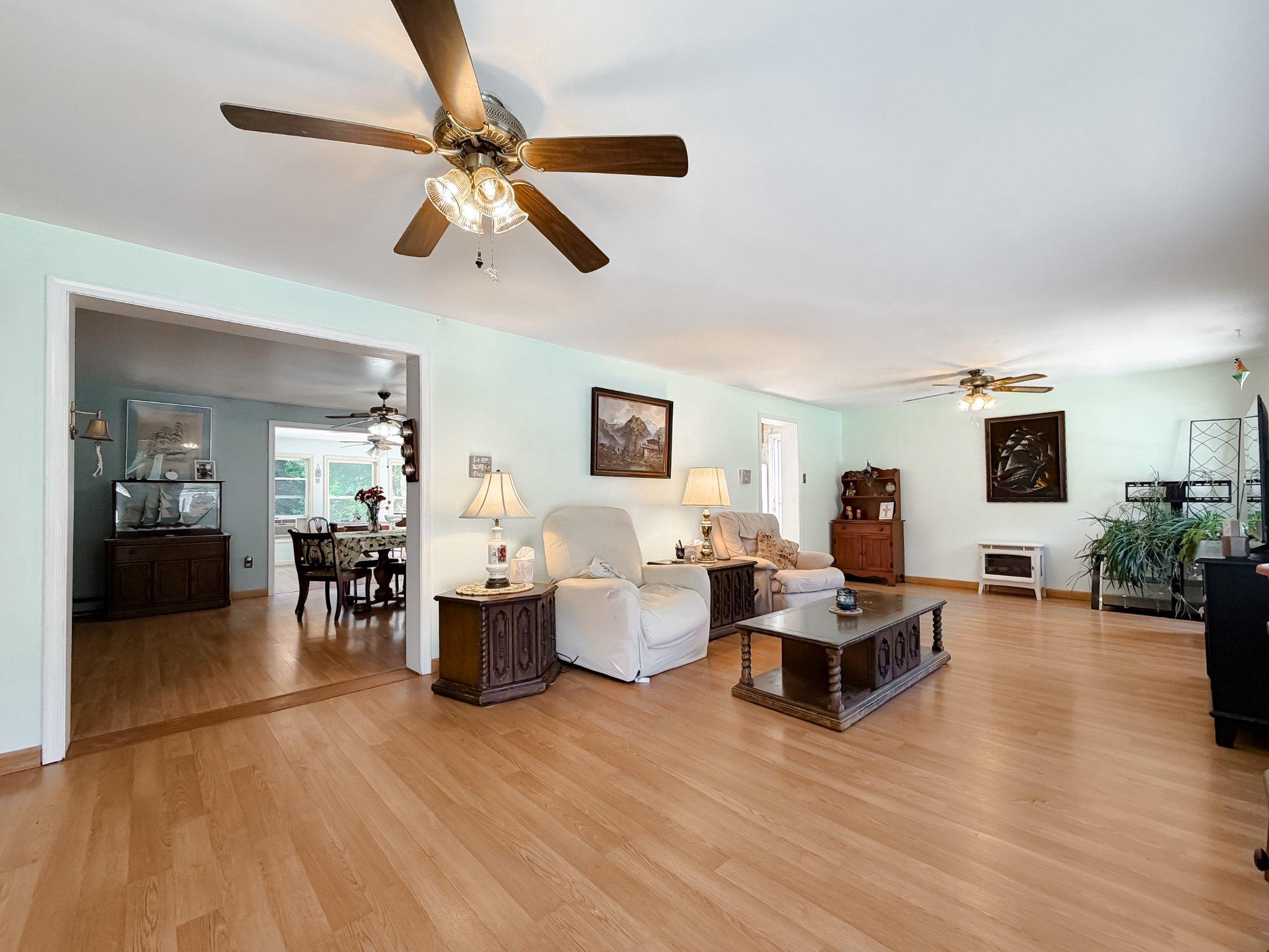 WESTERN SHORES - Residential