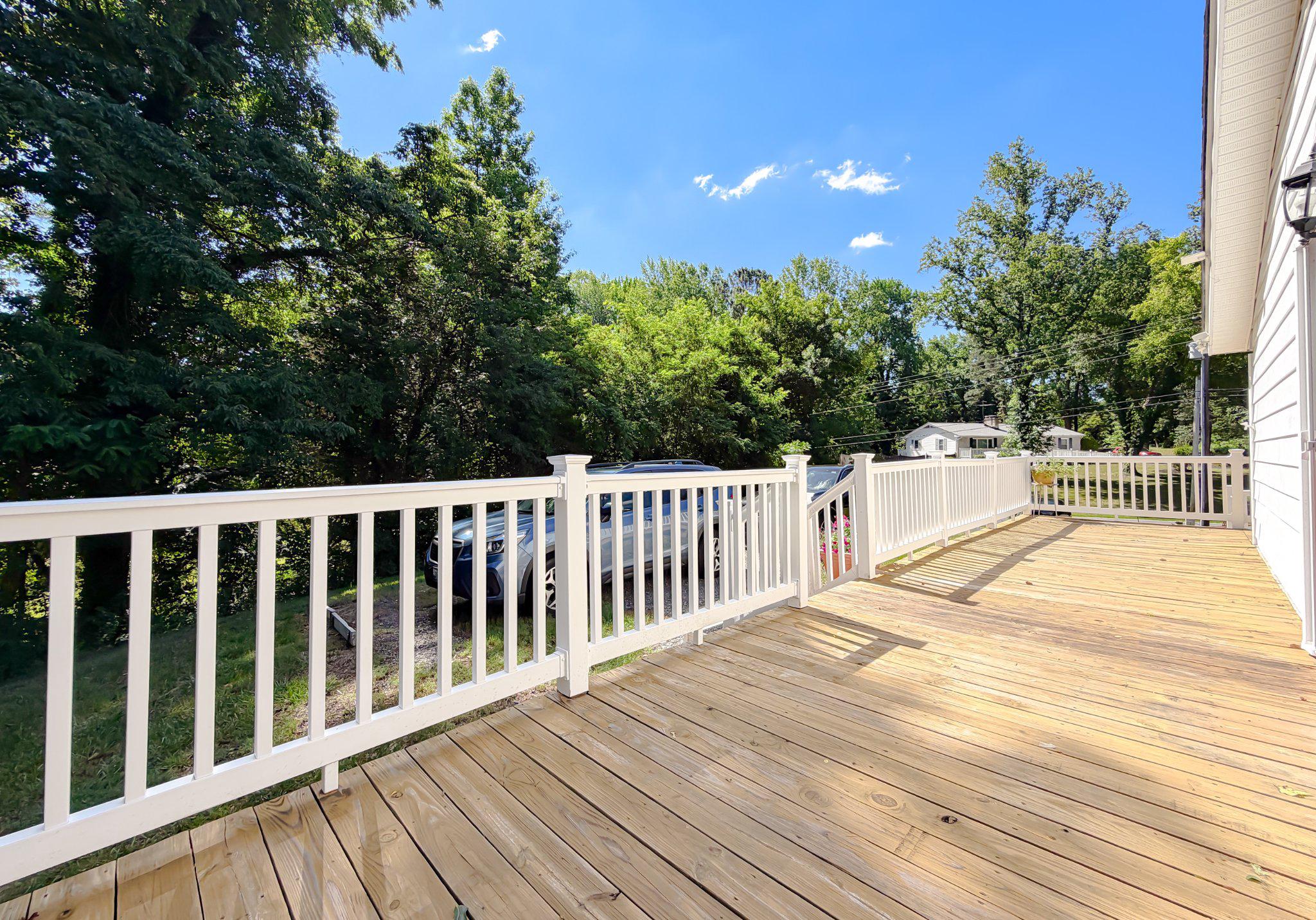 WESTERN SHORES - Residential