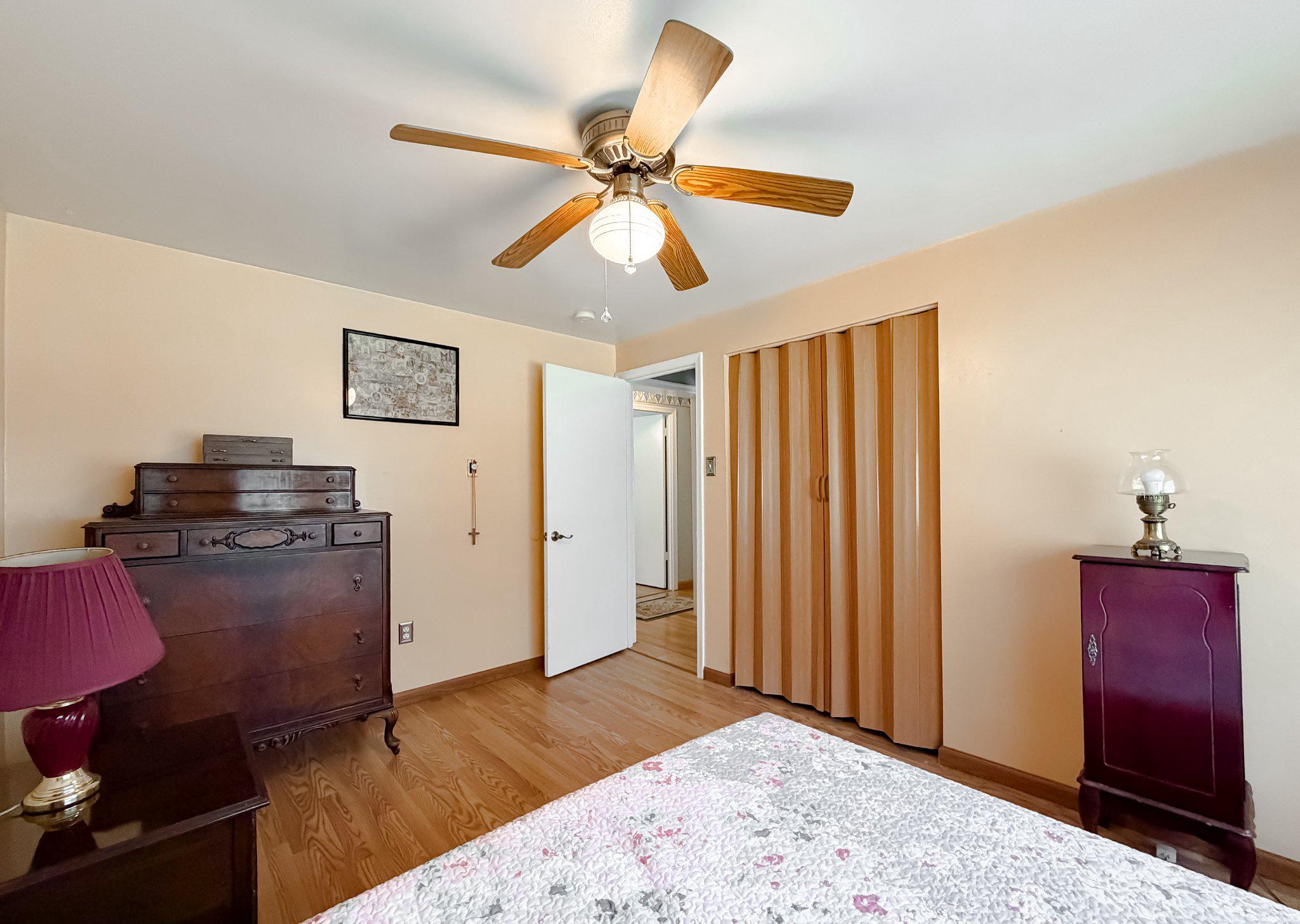 WESTERN SHORES - Residential