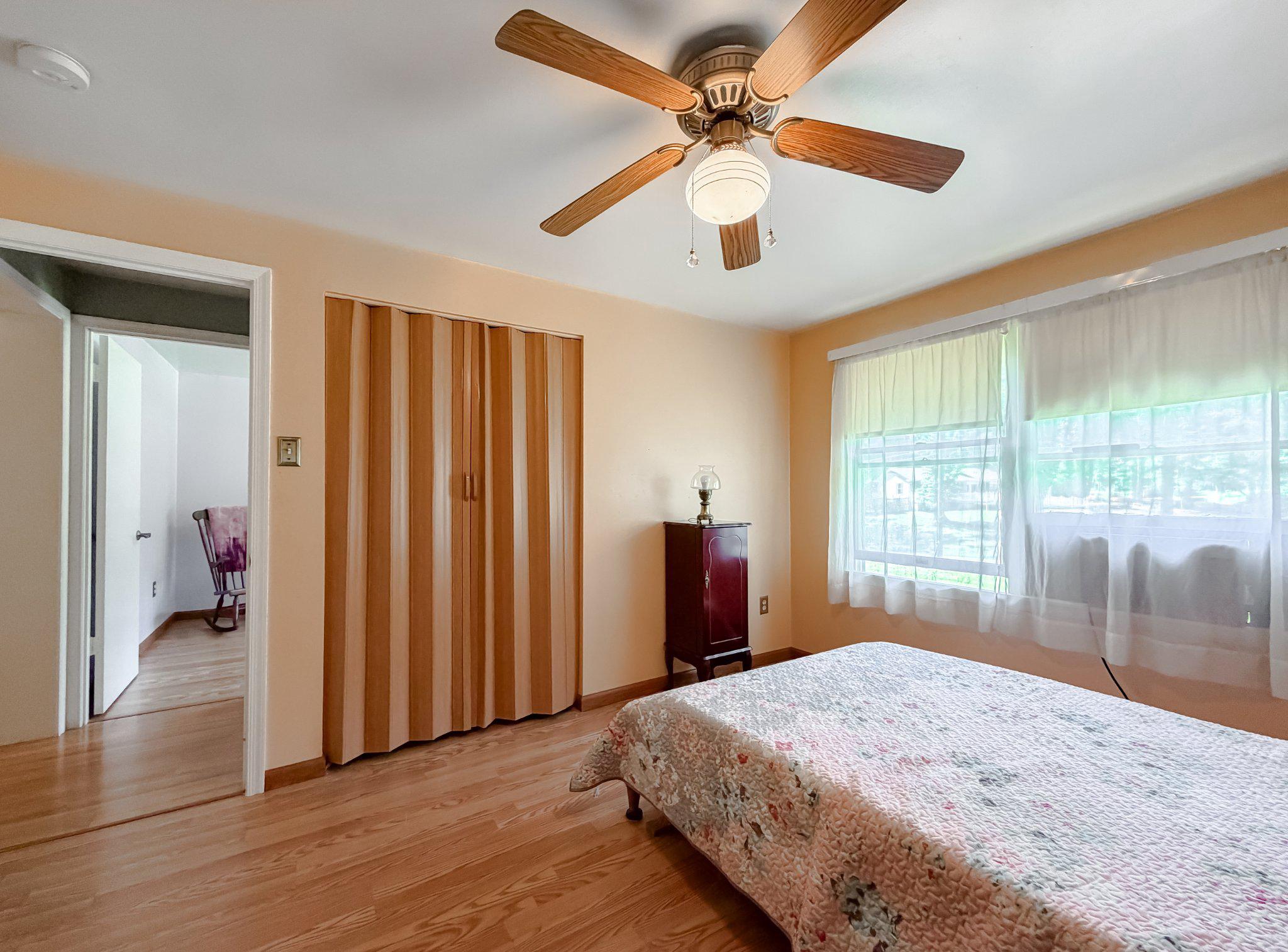 WESTERN SHORES - Residential