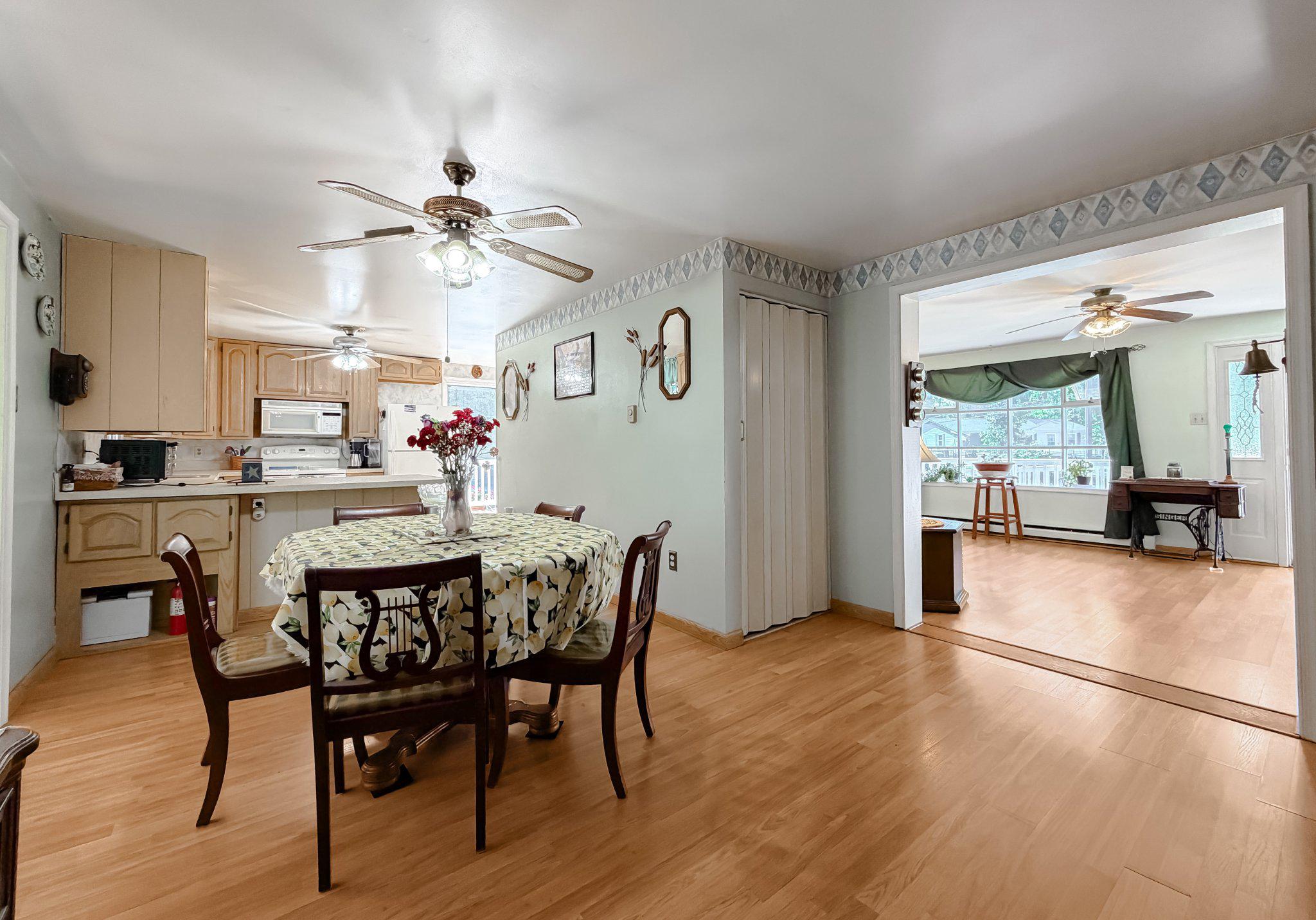 WESTERN SHORES - Residential