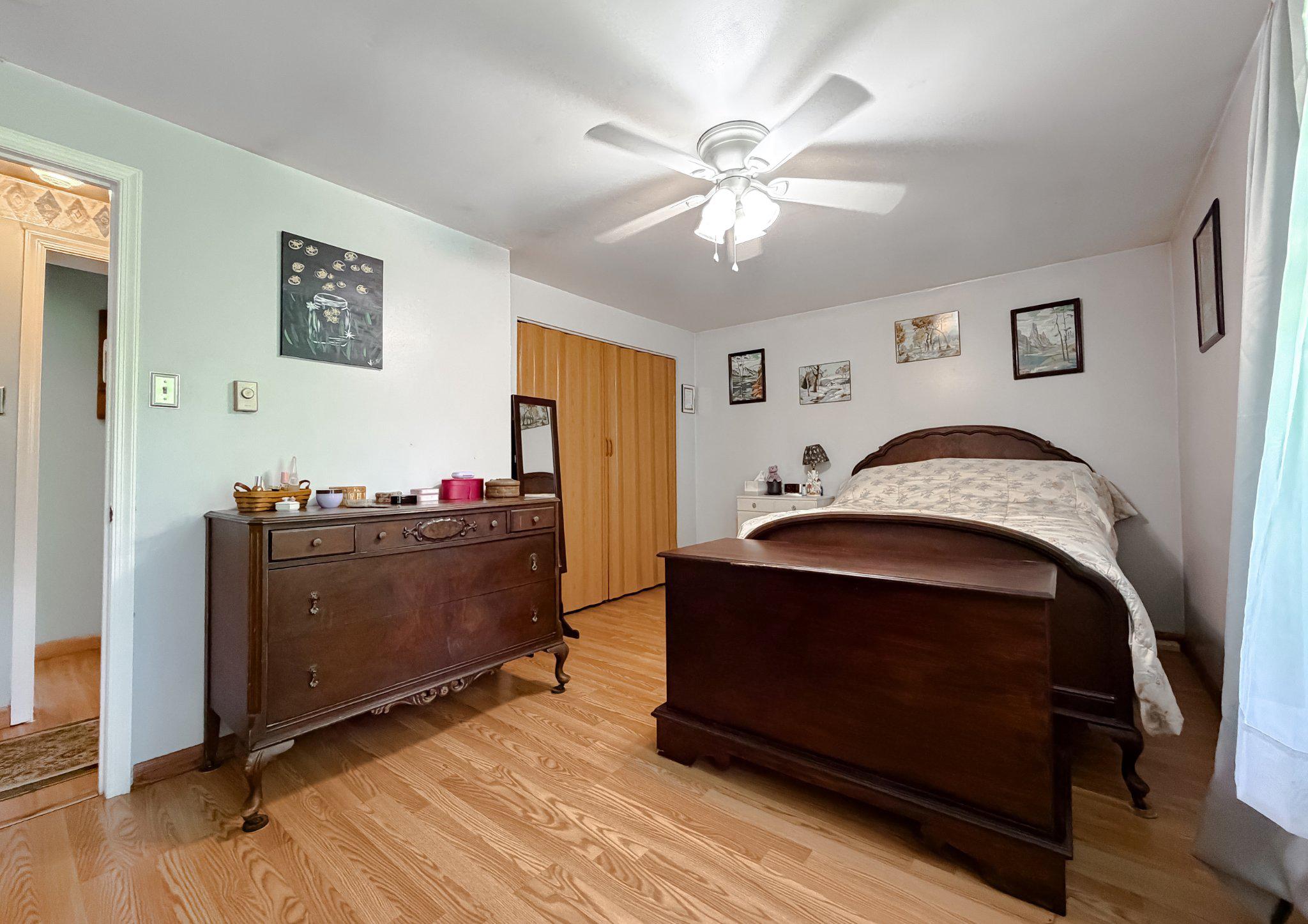 WESTERN SHORES - Residential