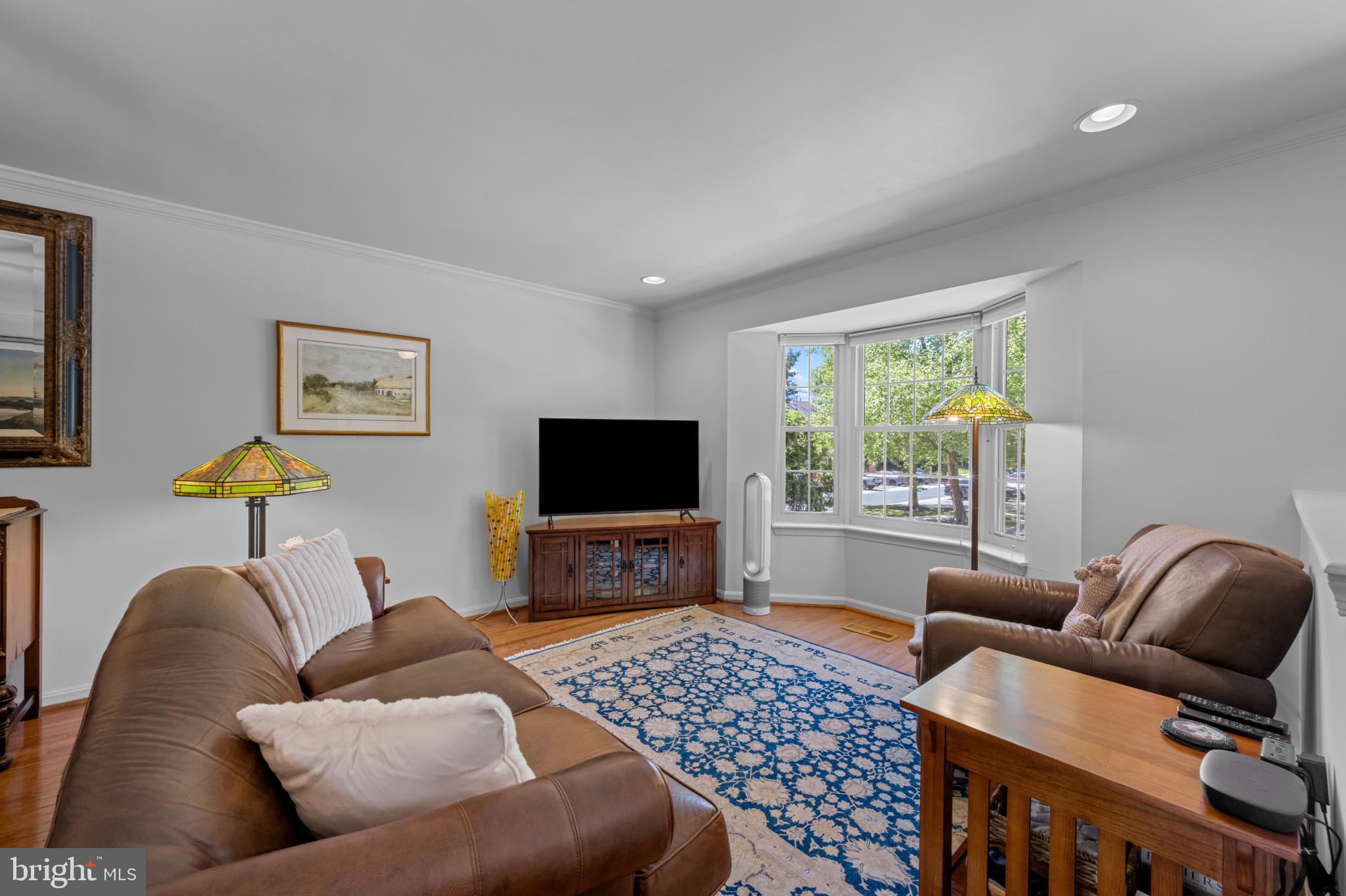 LOVETON FARMS - Residential