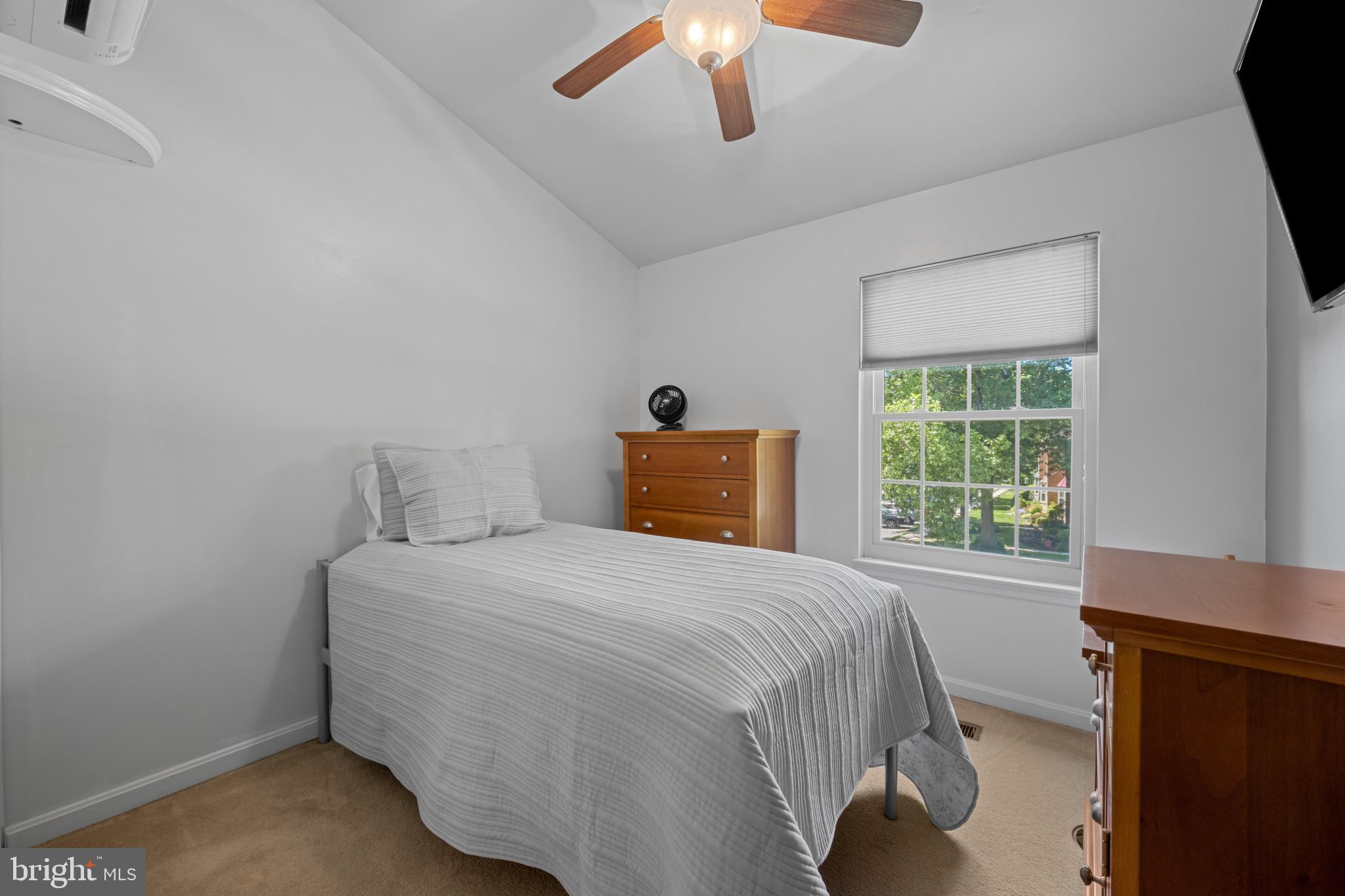 LOVETON FARMS - Residential