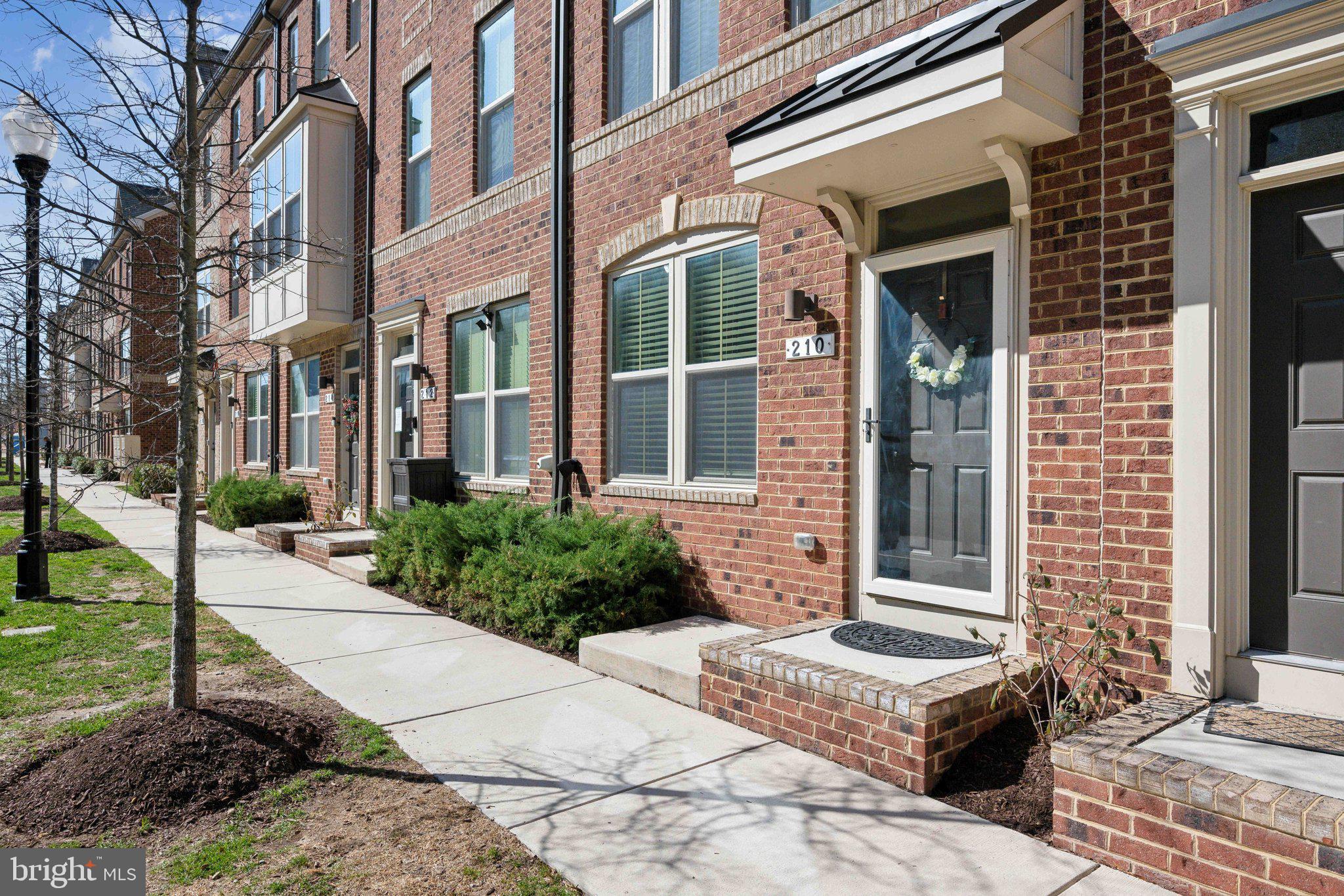 OLDHAM CROSSING - Residential
