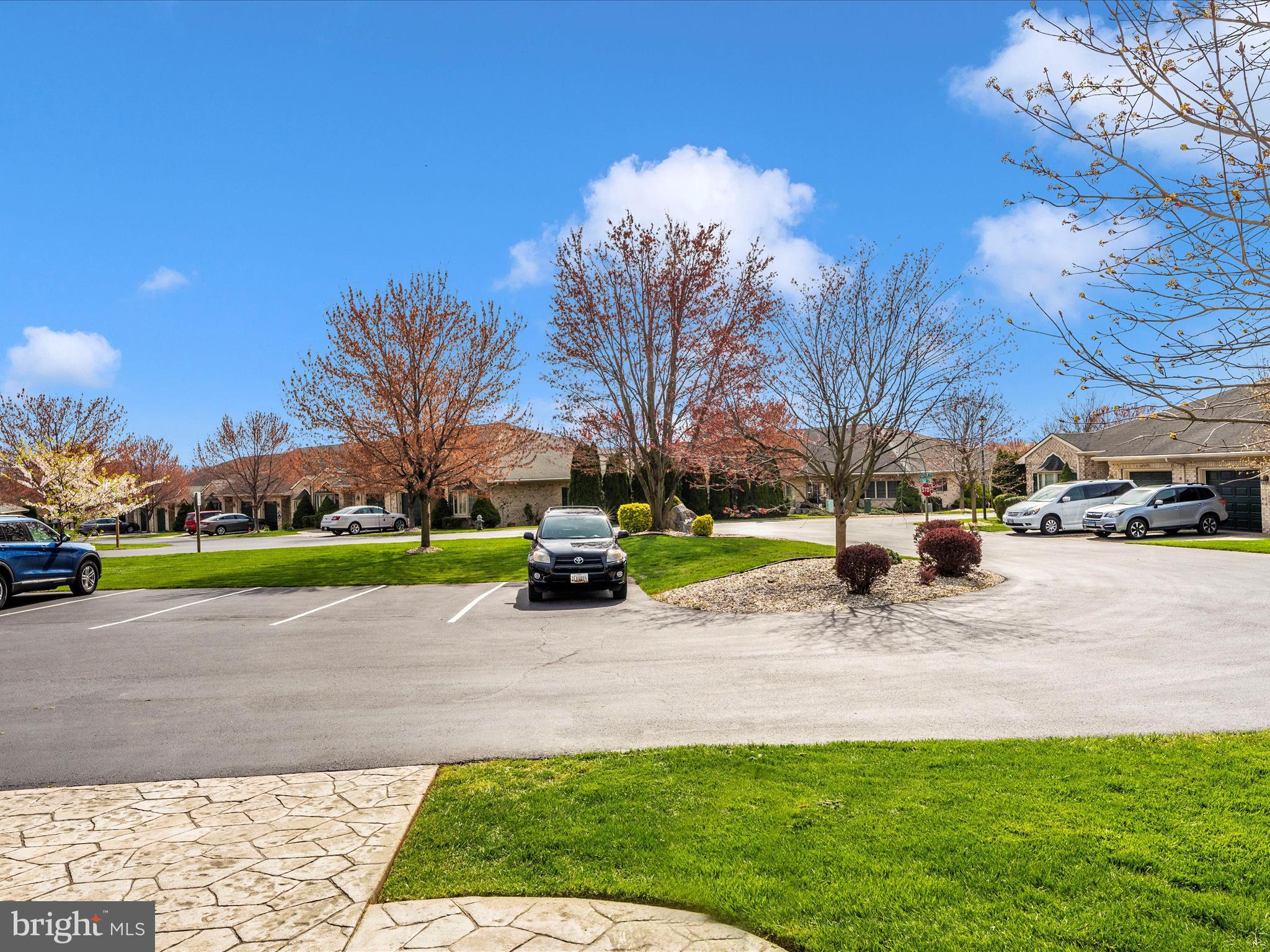 CORTLAND MANOR - Residential