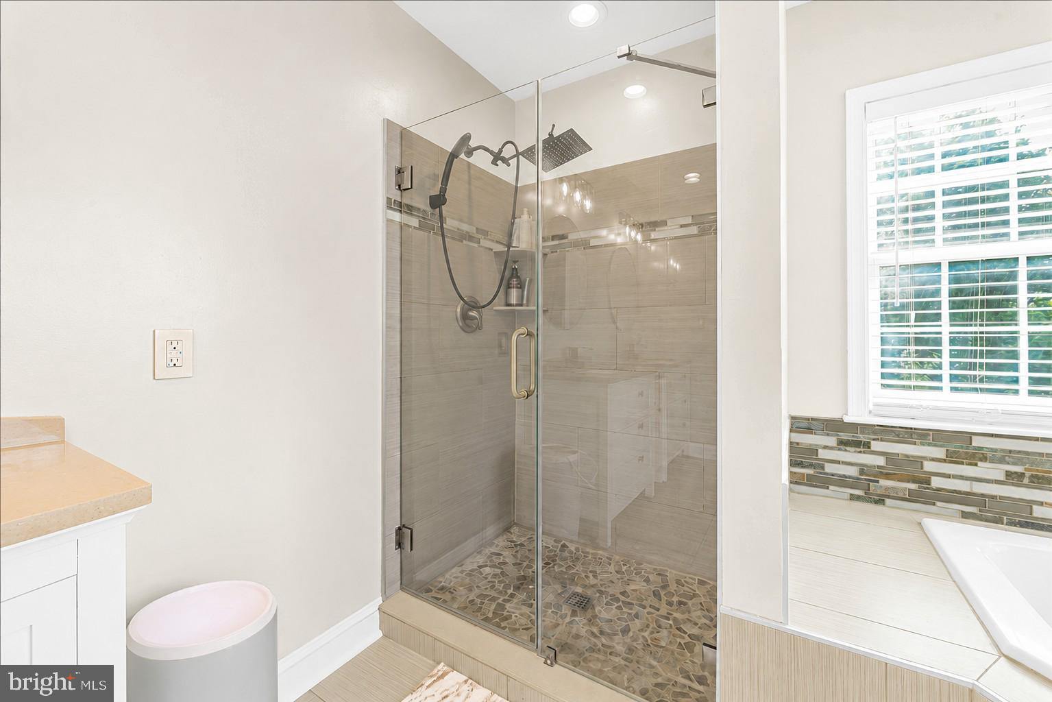 WILLOW BROOK - Residential