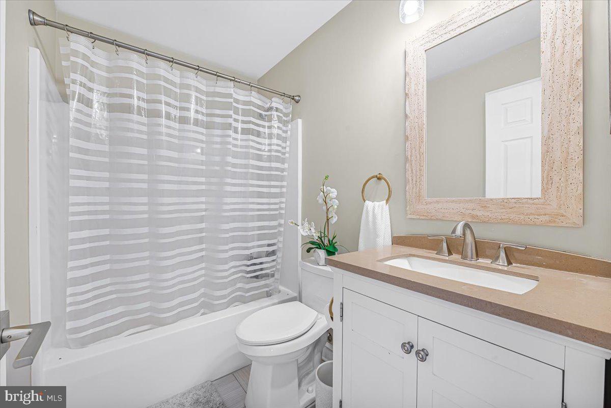 WILLOW BROOK - Residential