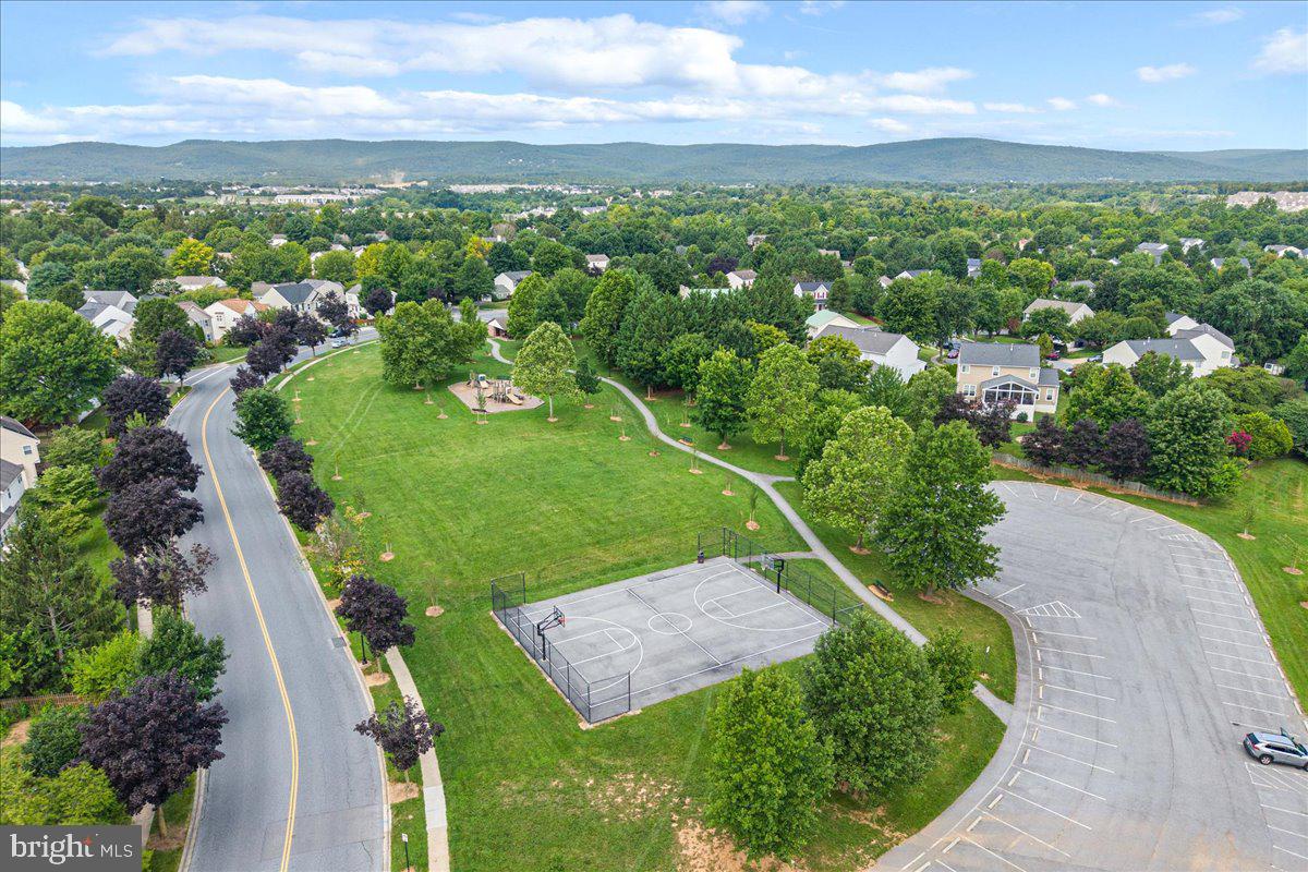 WILLOW BROOK - Residential
