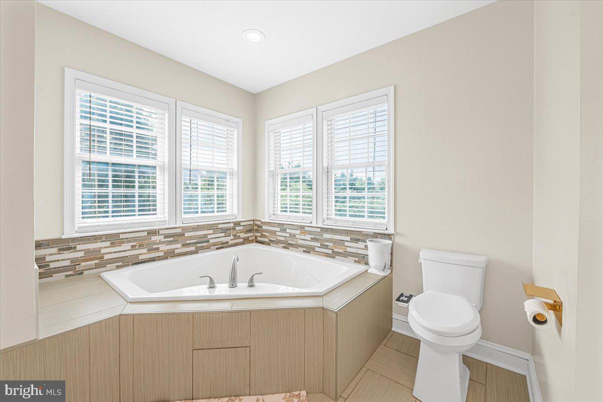 WILLOW BROOK - Residential