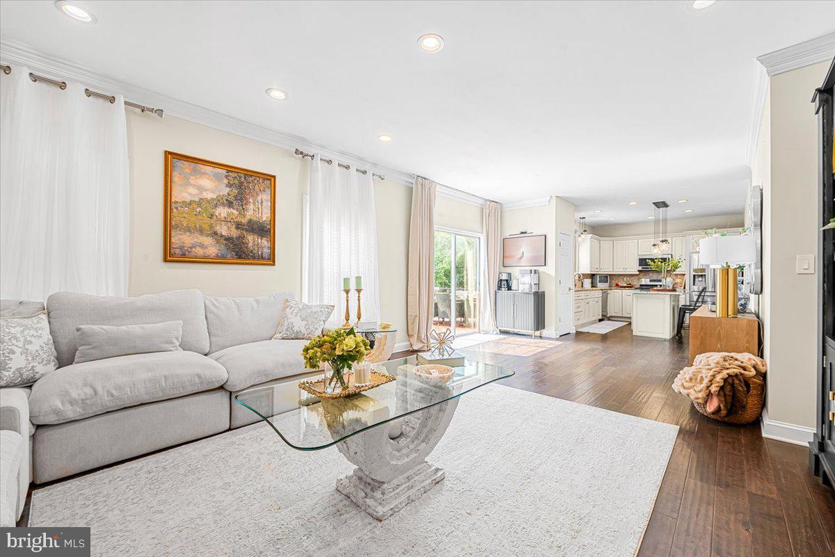 WILLOW BROOK - Residential