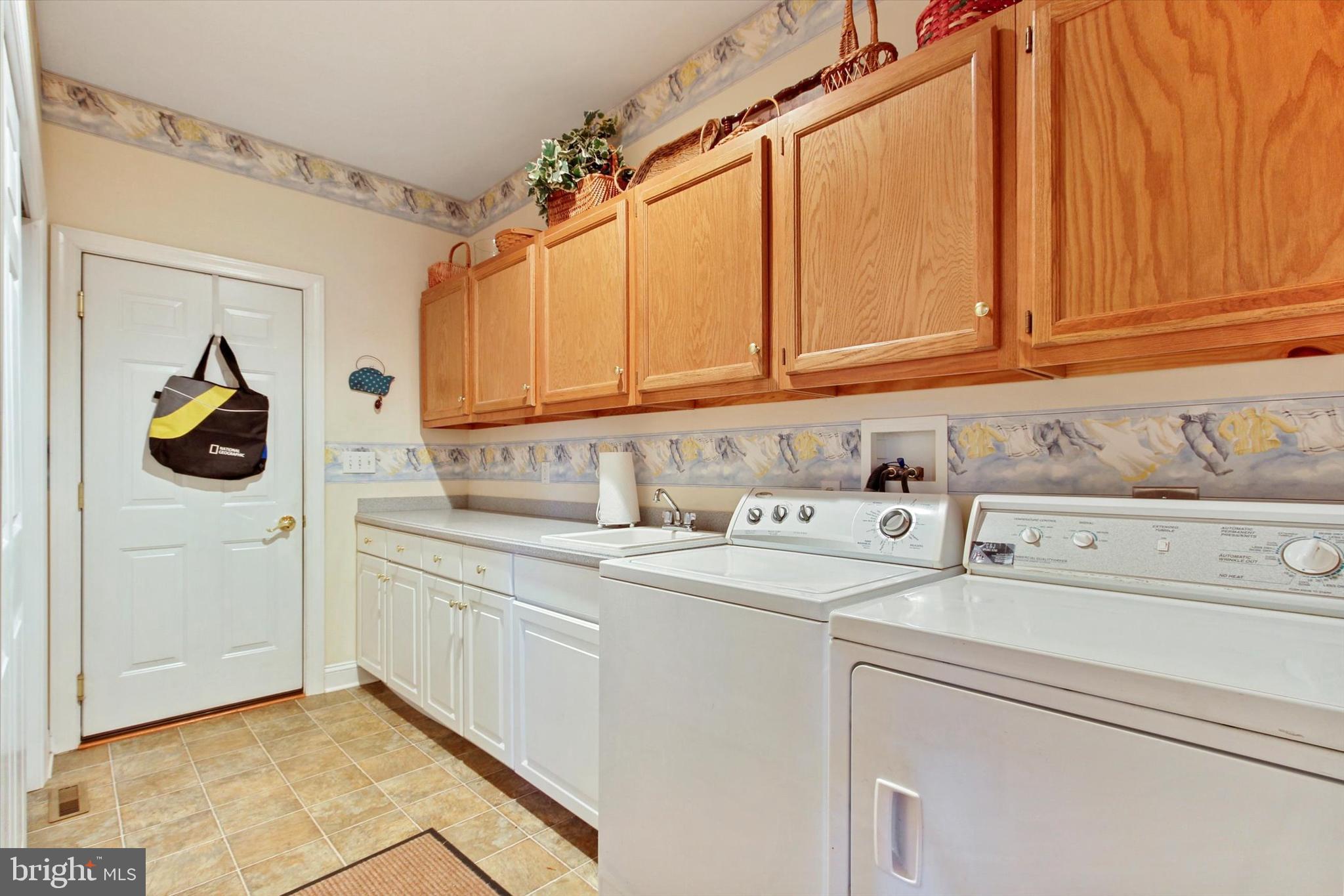TURNBERRY GREEN - Residential