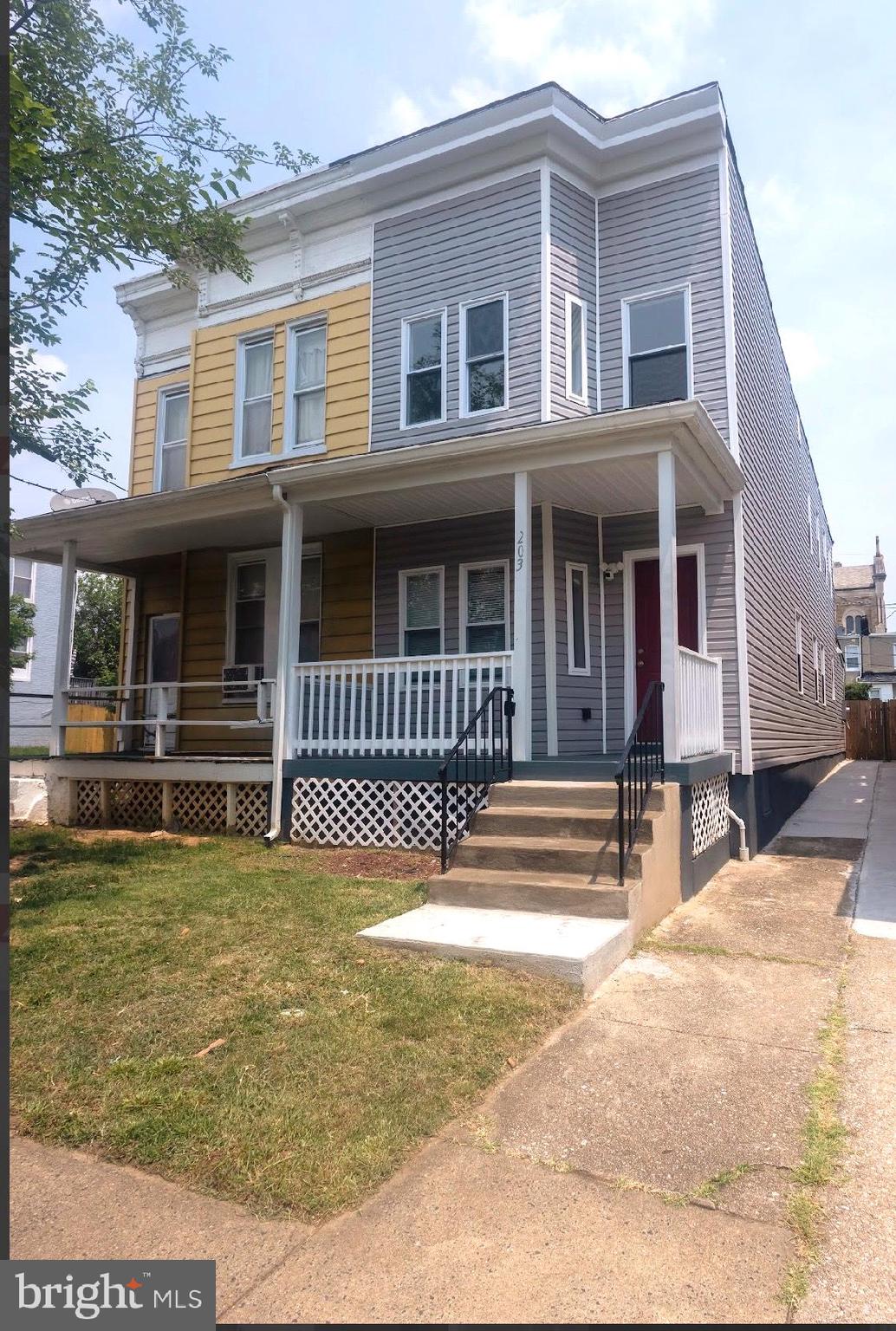 This home is completely remodeled  with permits. Kitchen, bathrooms, flooring, appliances, landscaping, AC/Heating is all new.  Corner lot spacious townhouse with plenty of light coming thru the house. This home is nicely remodled with recess lighting, all new applicances that are stainless steel and new hardwood flooring. Has a large backyard for a townhouse and is next to another remodled home that sold a year ago. House is ready to move in!  NO HOA FEES!