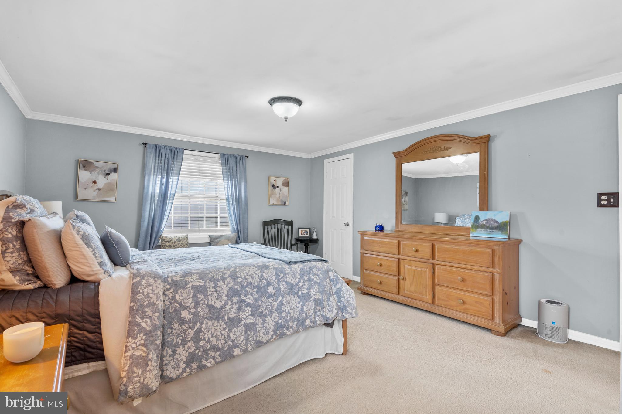 TWIN OAKS - Residential