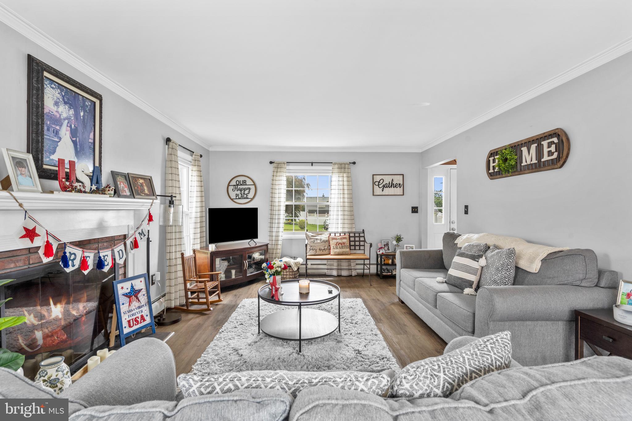 TWIN OAKS - Residential