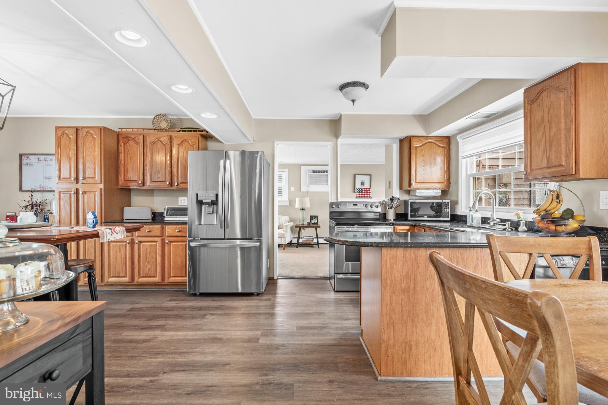 TWIN OAKS - Residential