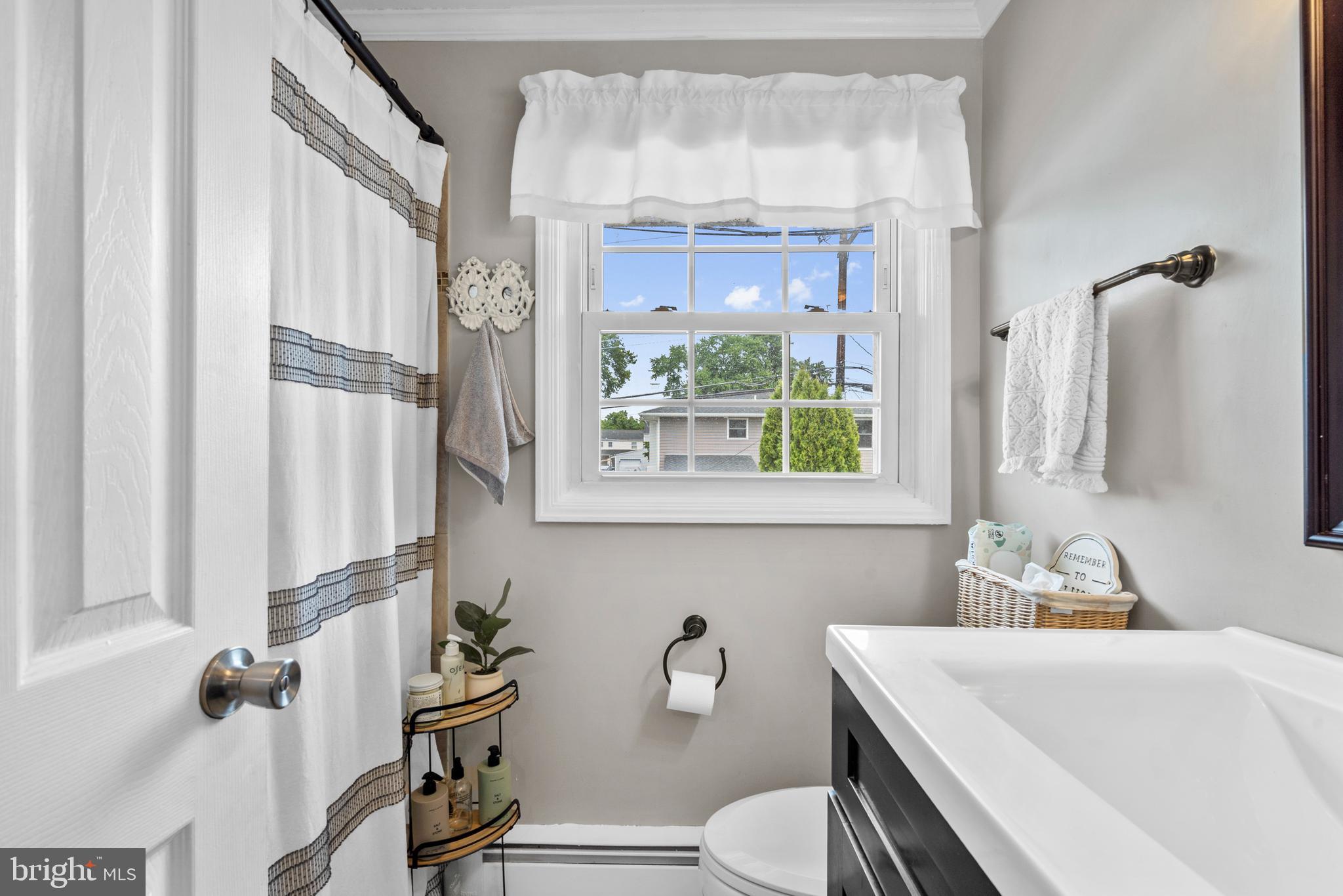 TWIN OAKS - Residential