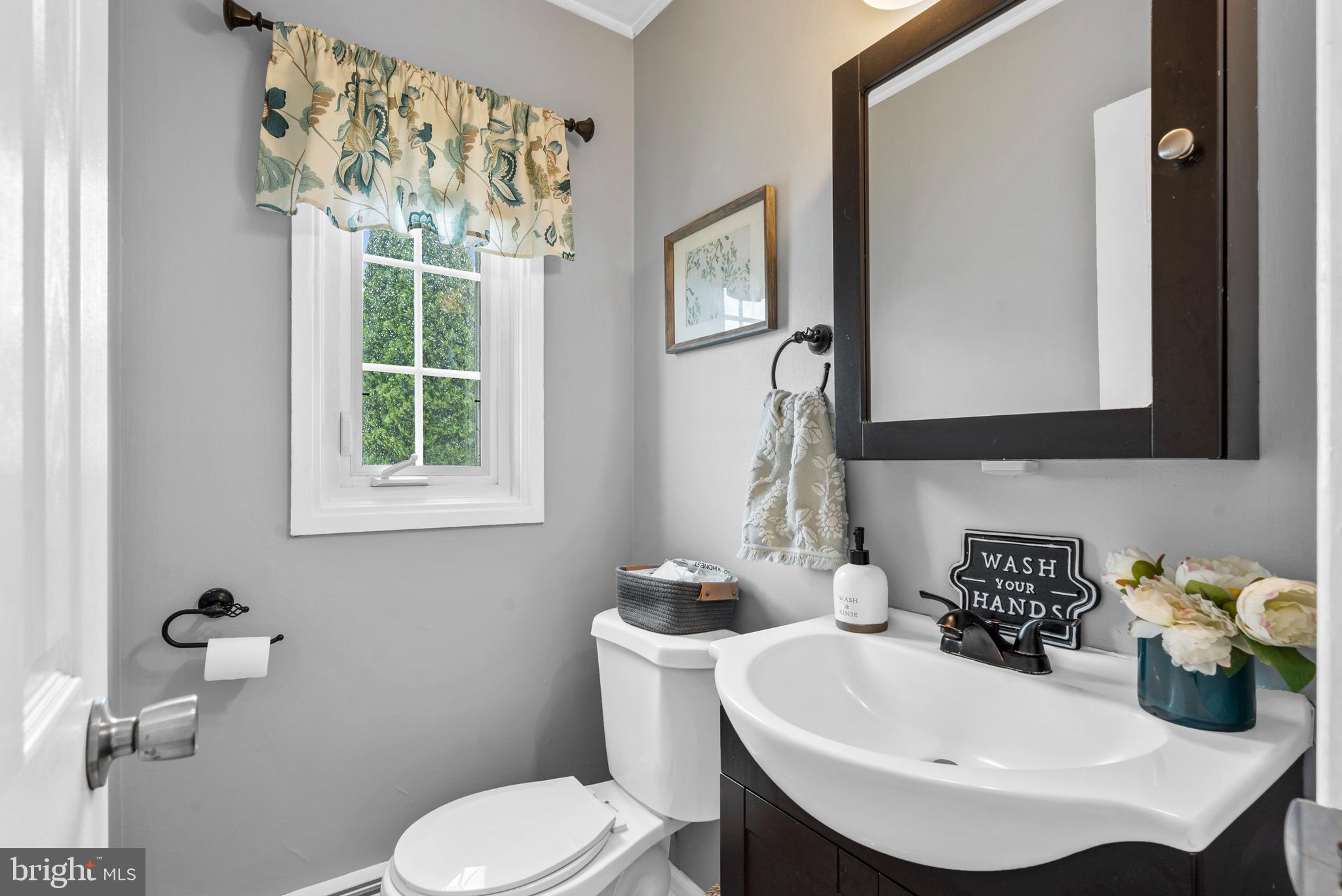 TWIN OAKS - Residential