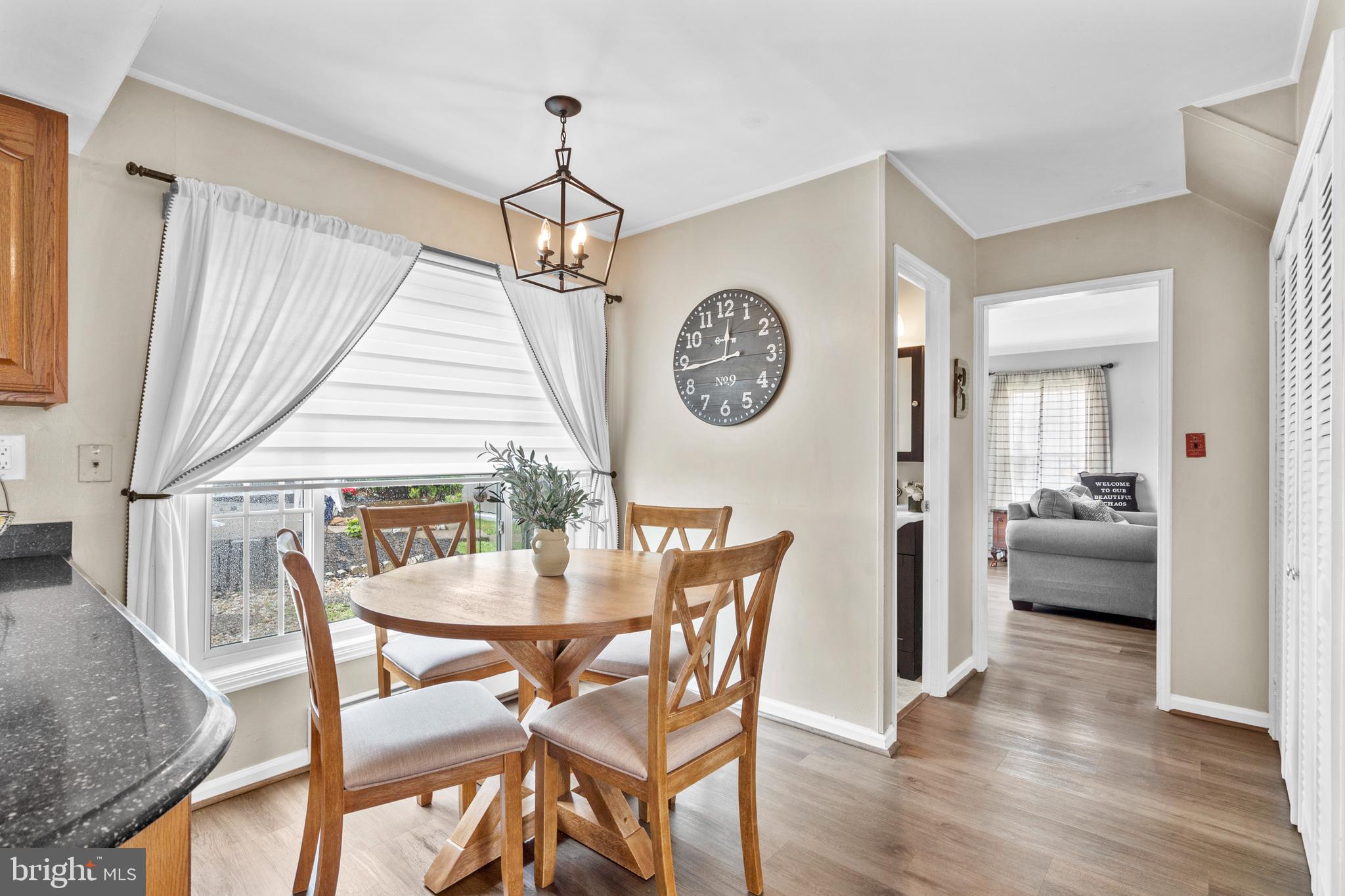 TWIN OAKS - Residential
