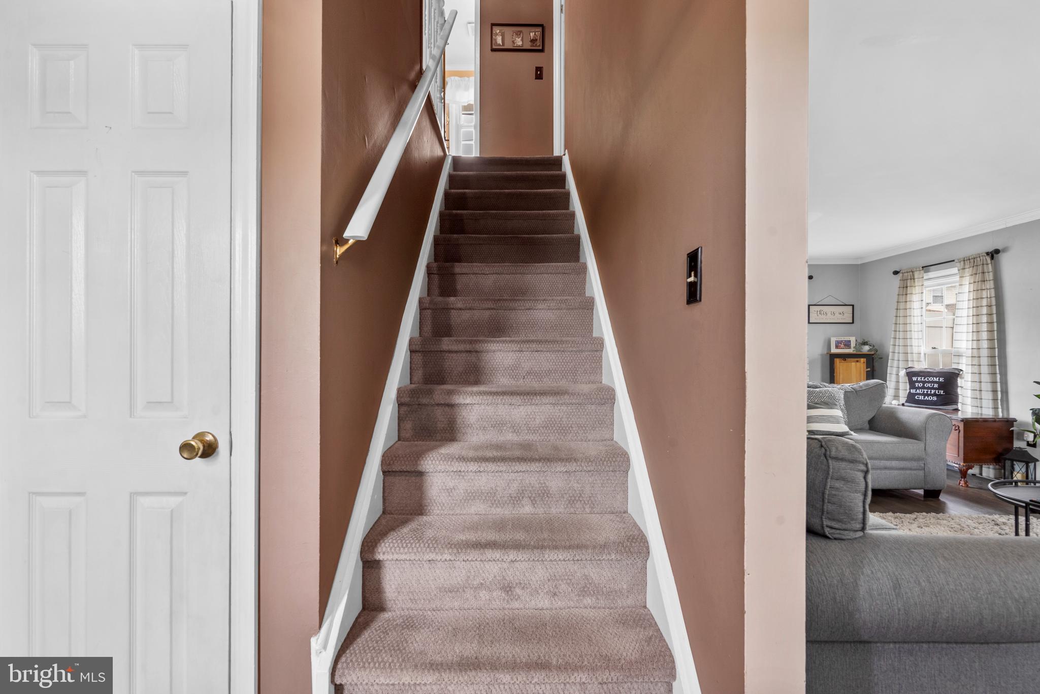 TWIN OAKS - Residential