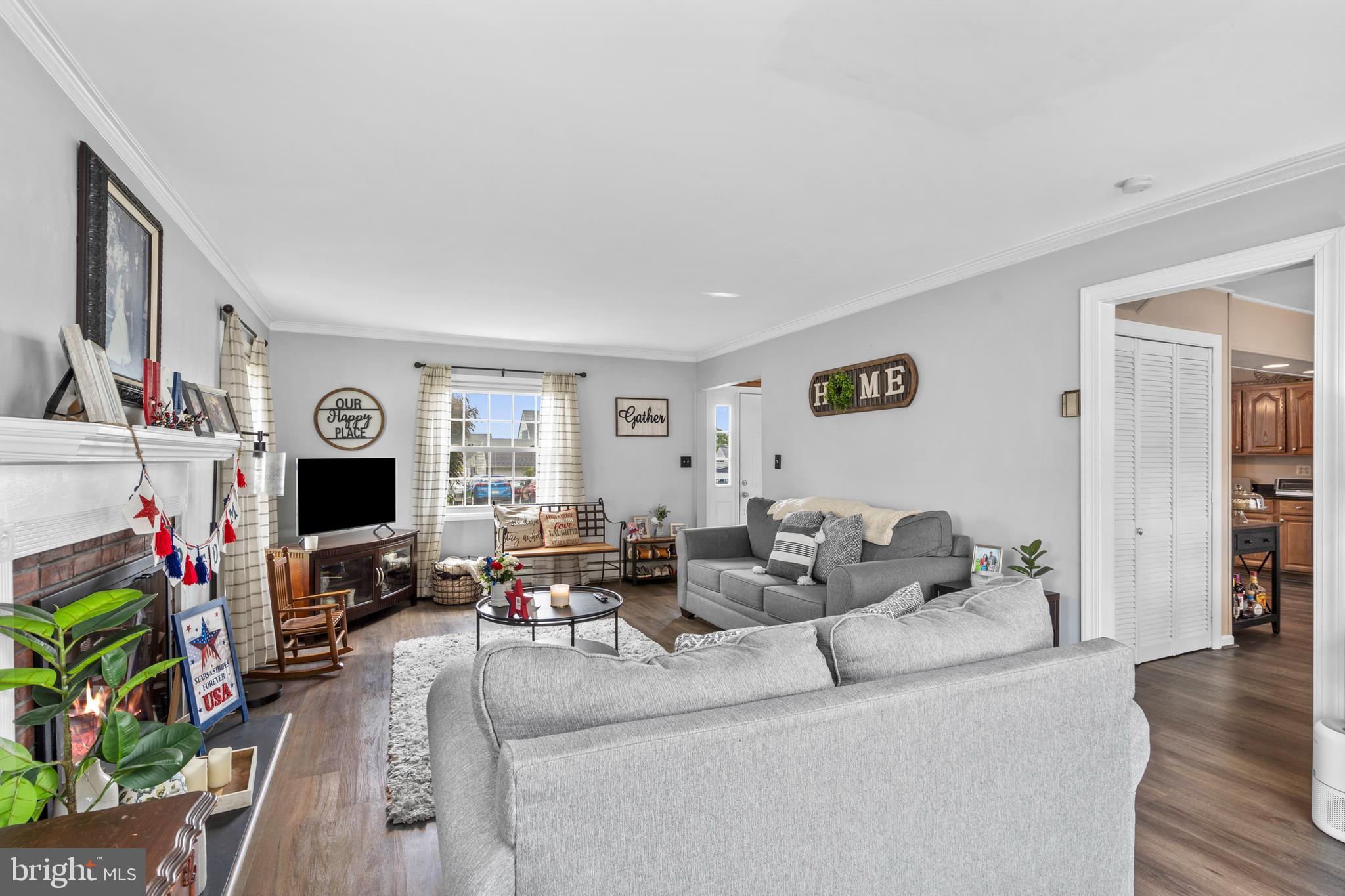TWIN OAKS - Residential