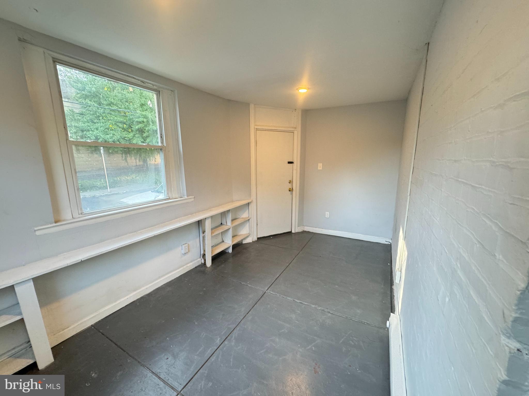 GERMANTOWN - Residential