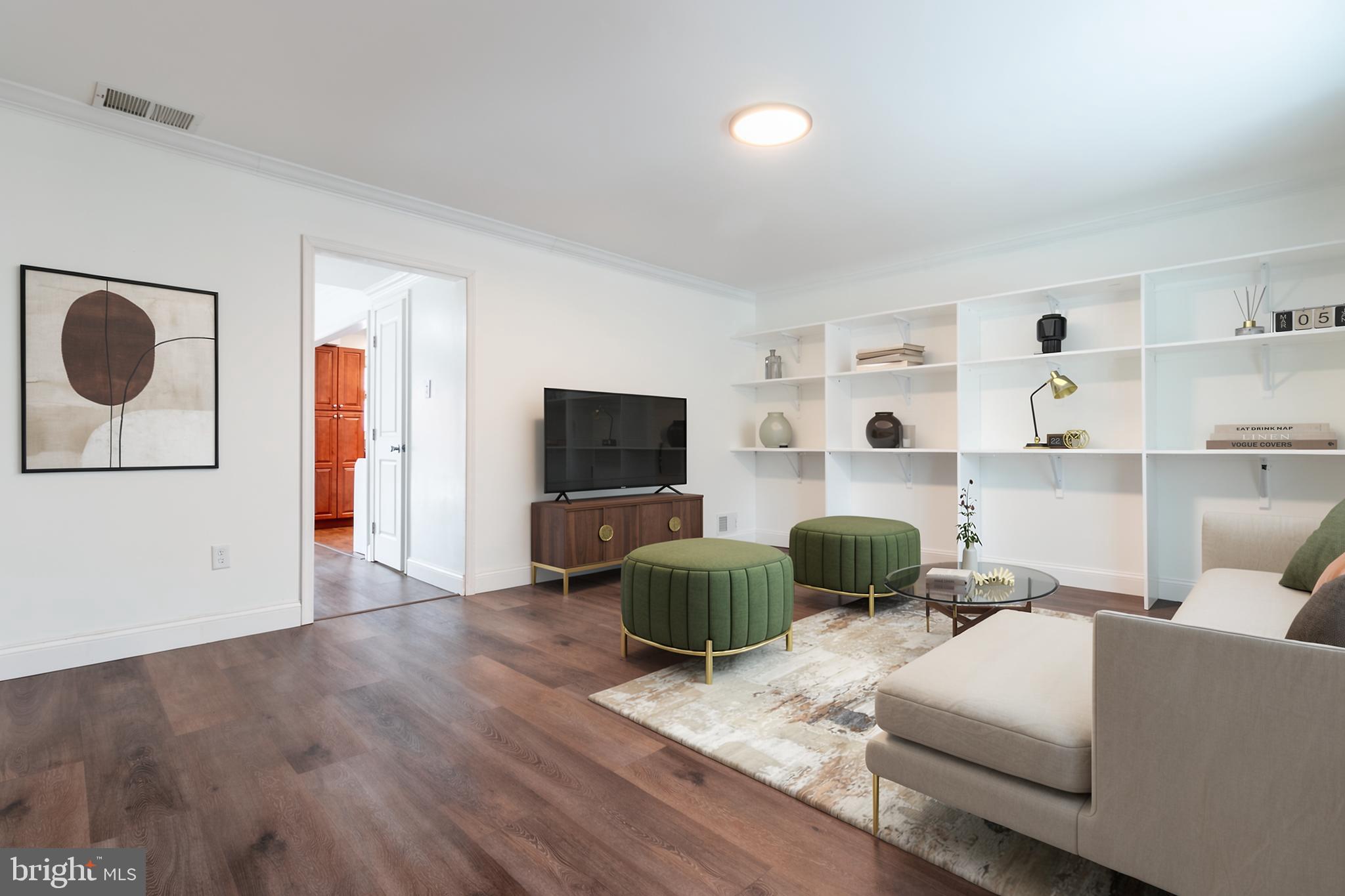 PHEASANT RUN - Residential